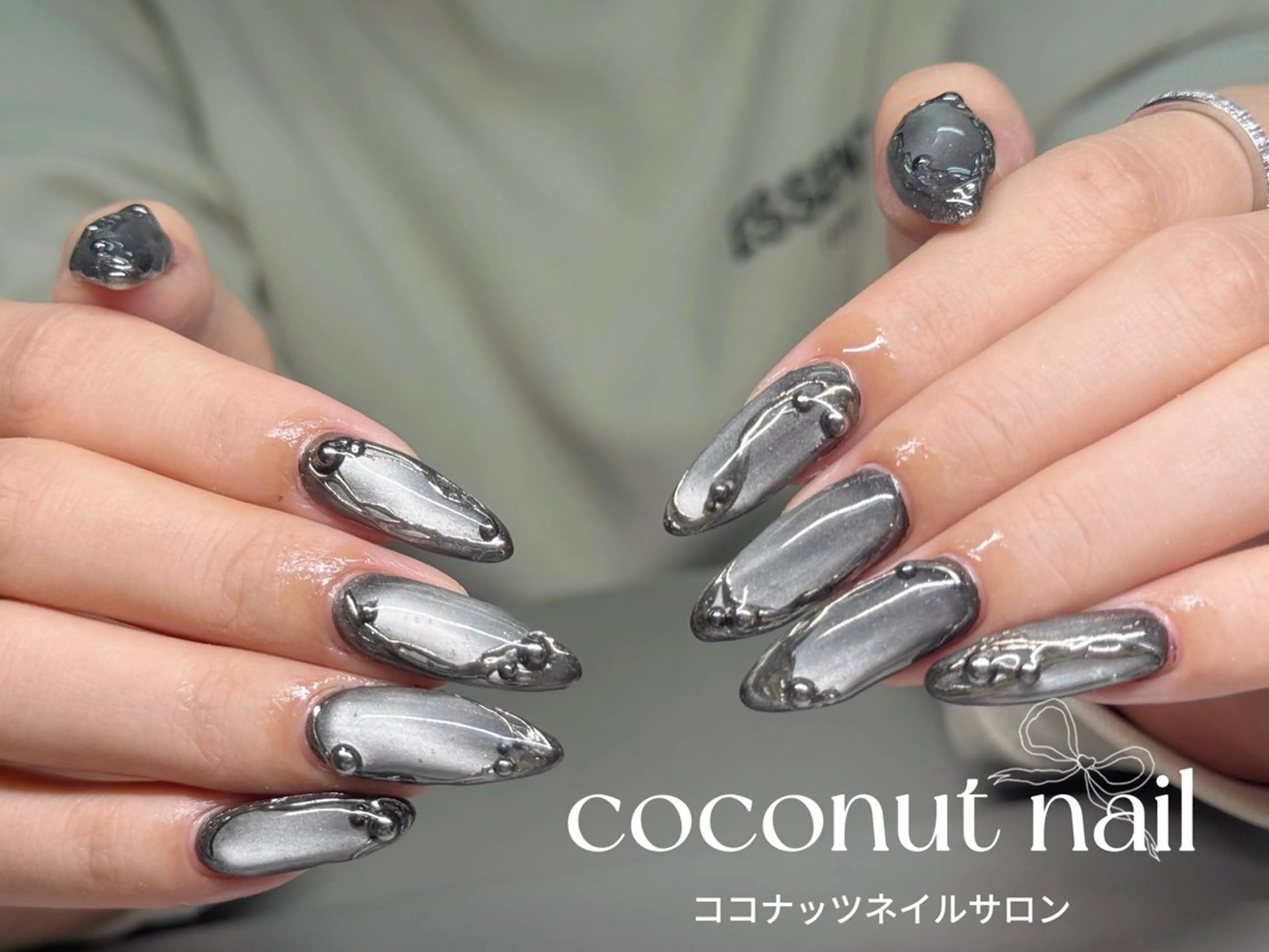ネイル べっ甲ネイル フレンチネイル キラキラネイル マグネットネイル 大理石ネイル(マーブル) ハンドネイル 神田 ココナッツのネイルデザイン