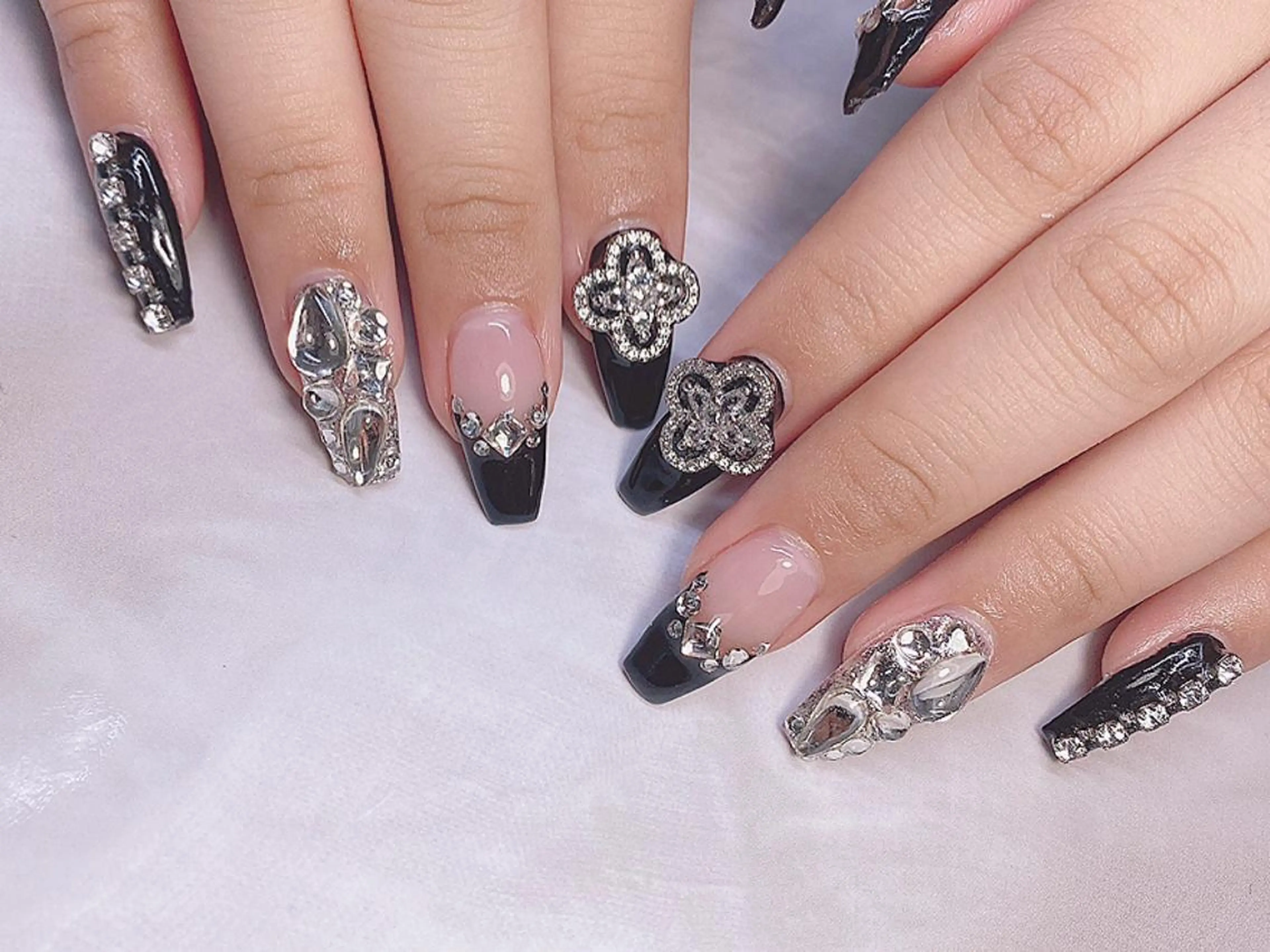 ネイル RiLion💗 Risa🦋💜のネイルデザイン