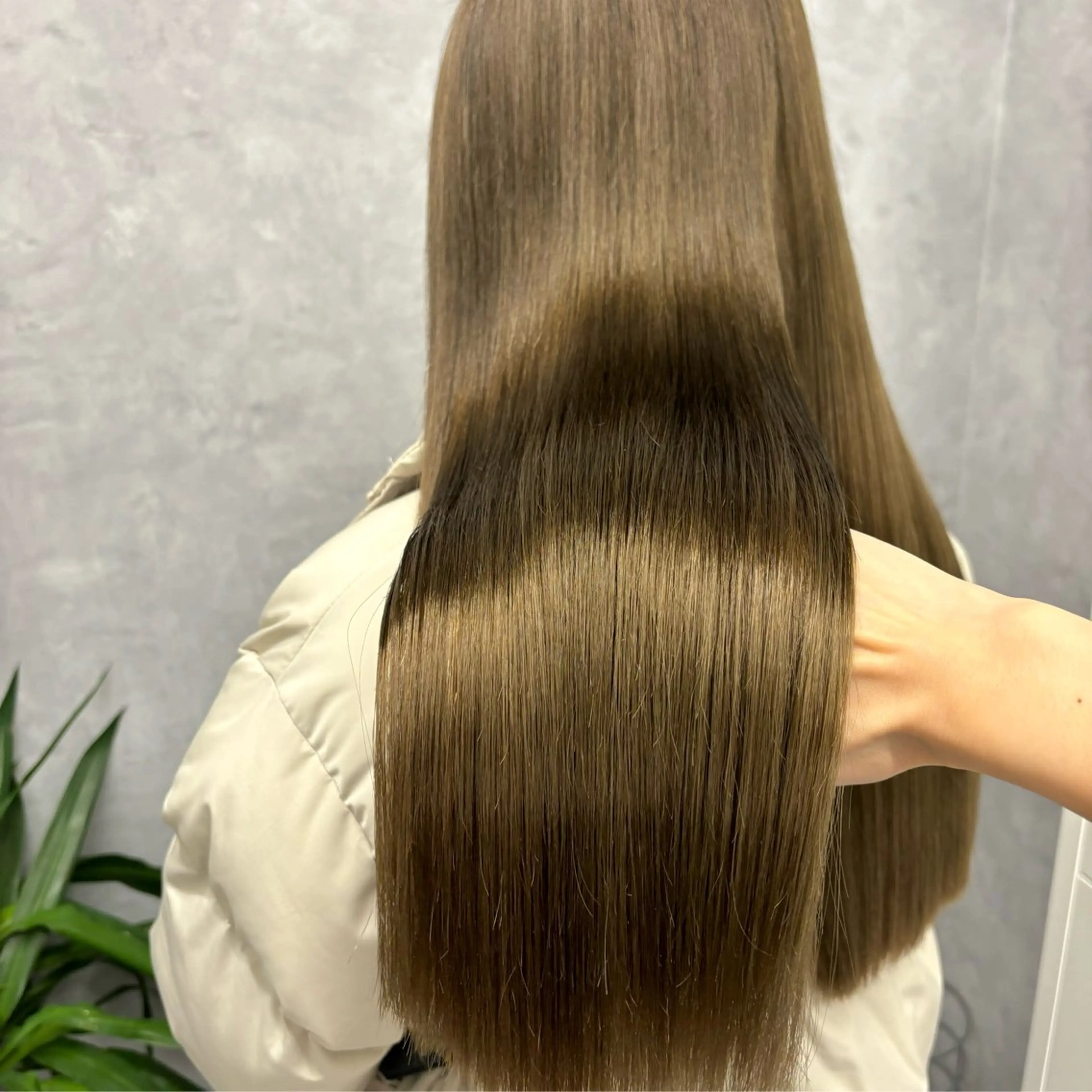 【✨最上級美髪メニュー🤍】8Step髪質改善トリートメント＋ツヤ感カラー💕　14000円の写真