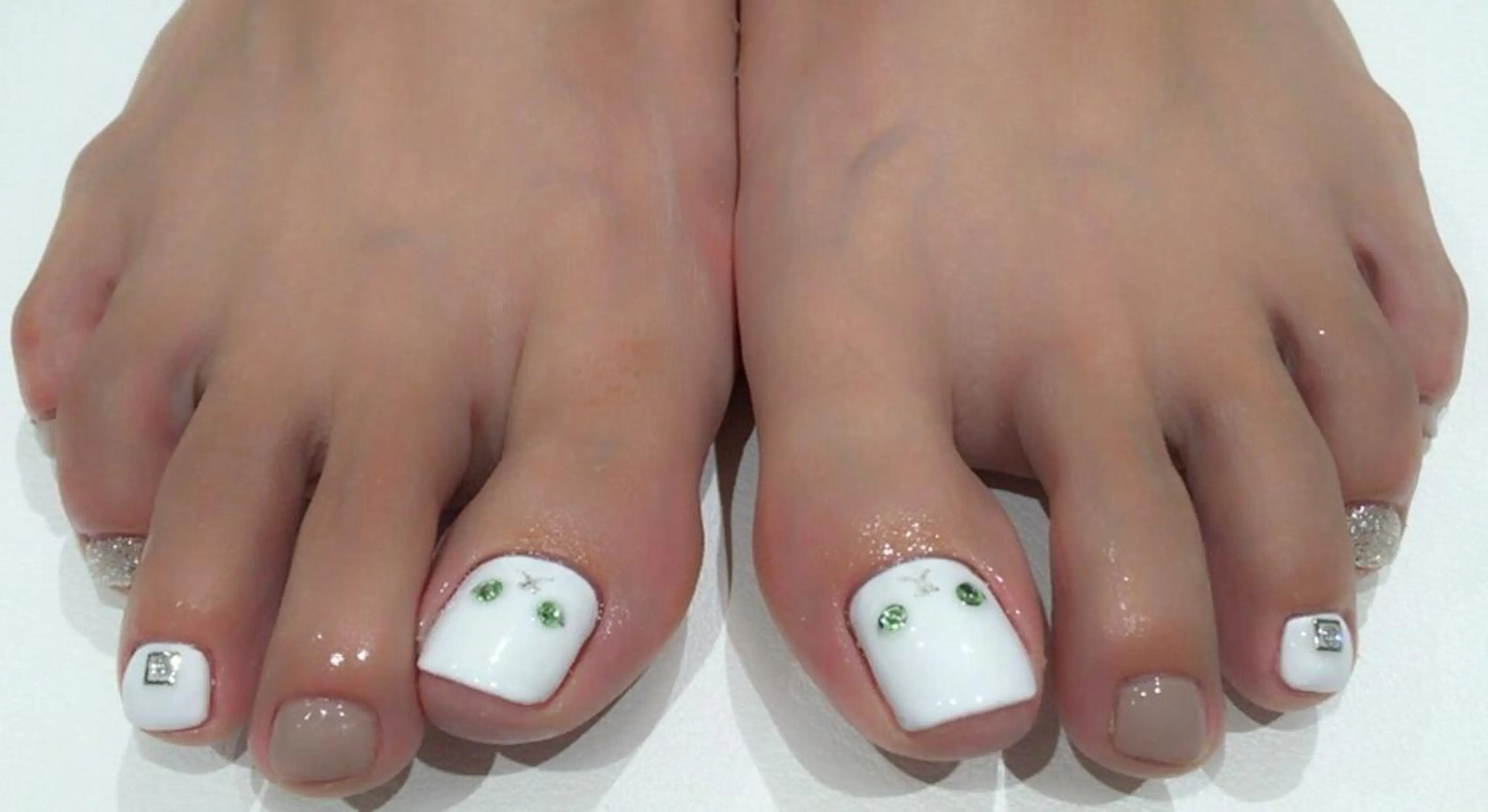 ネイル 山藤 萌永のネイルデザイン