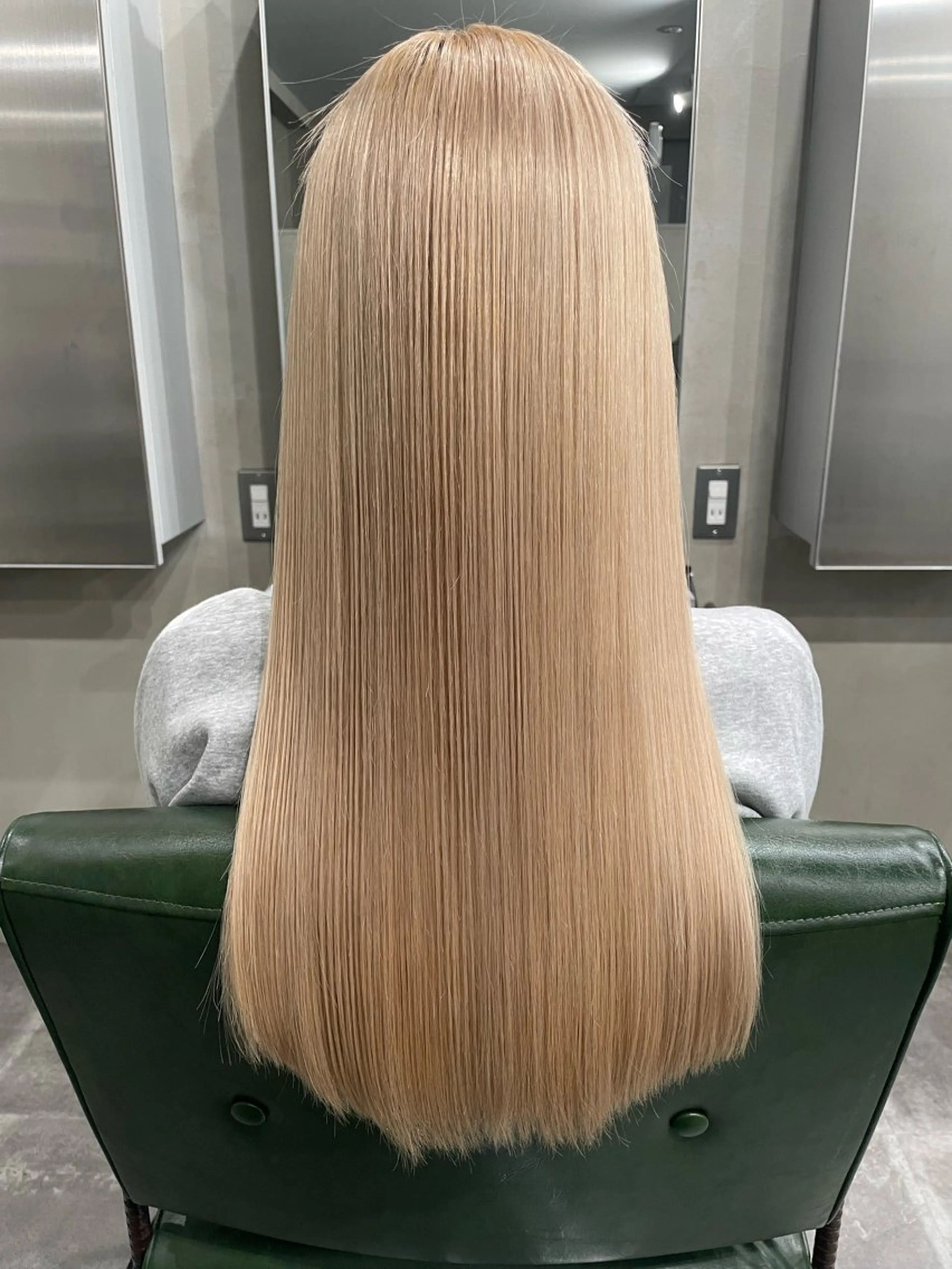 ロング 💘MICOTO藤沢 髪質改善ブリーチ💘のヘアスタイル