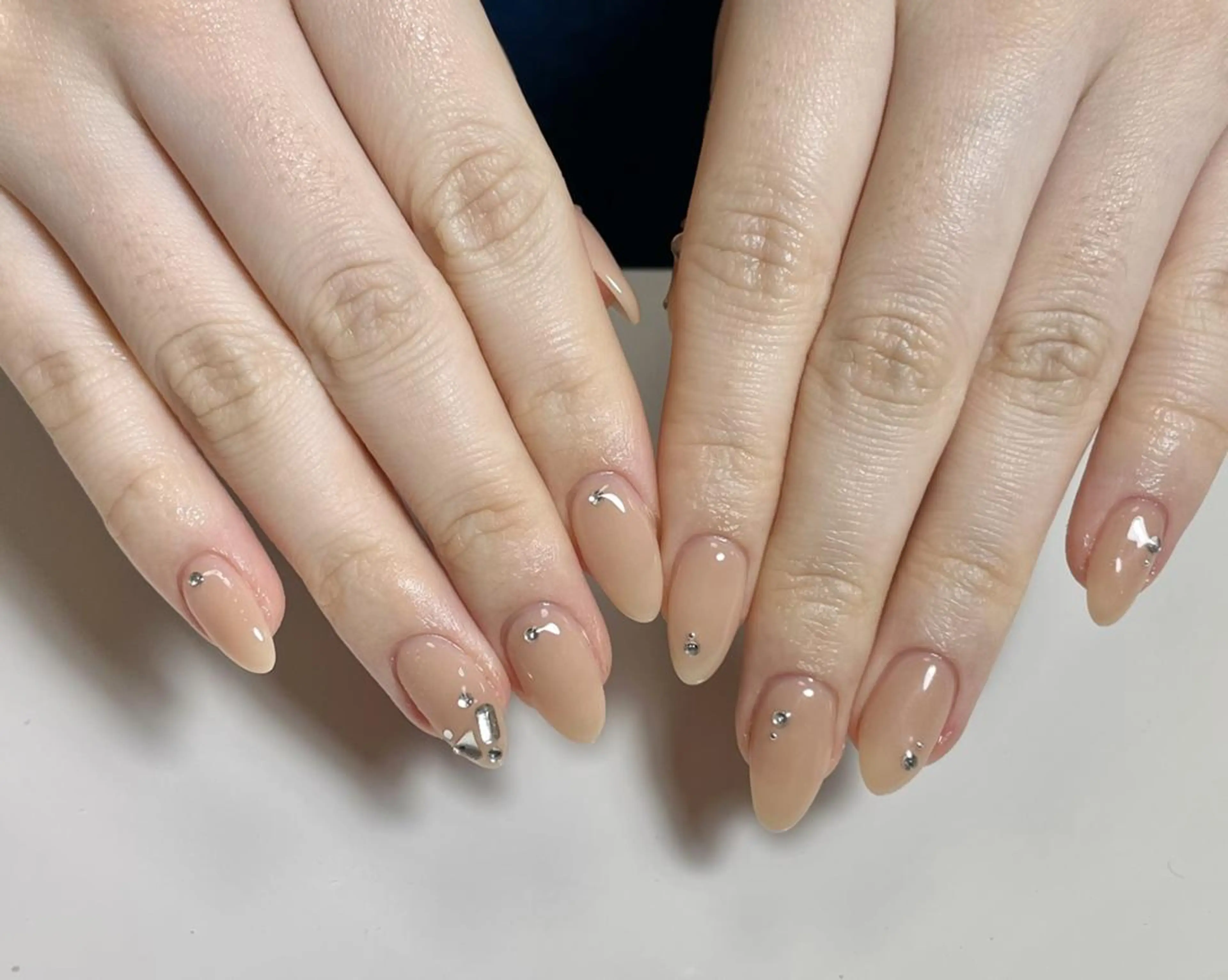 ネイル ハンドネイル ハンドケア 🍑 momo_nailのネイルデザイン