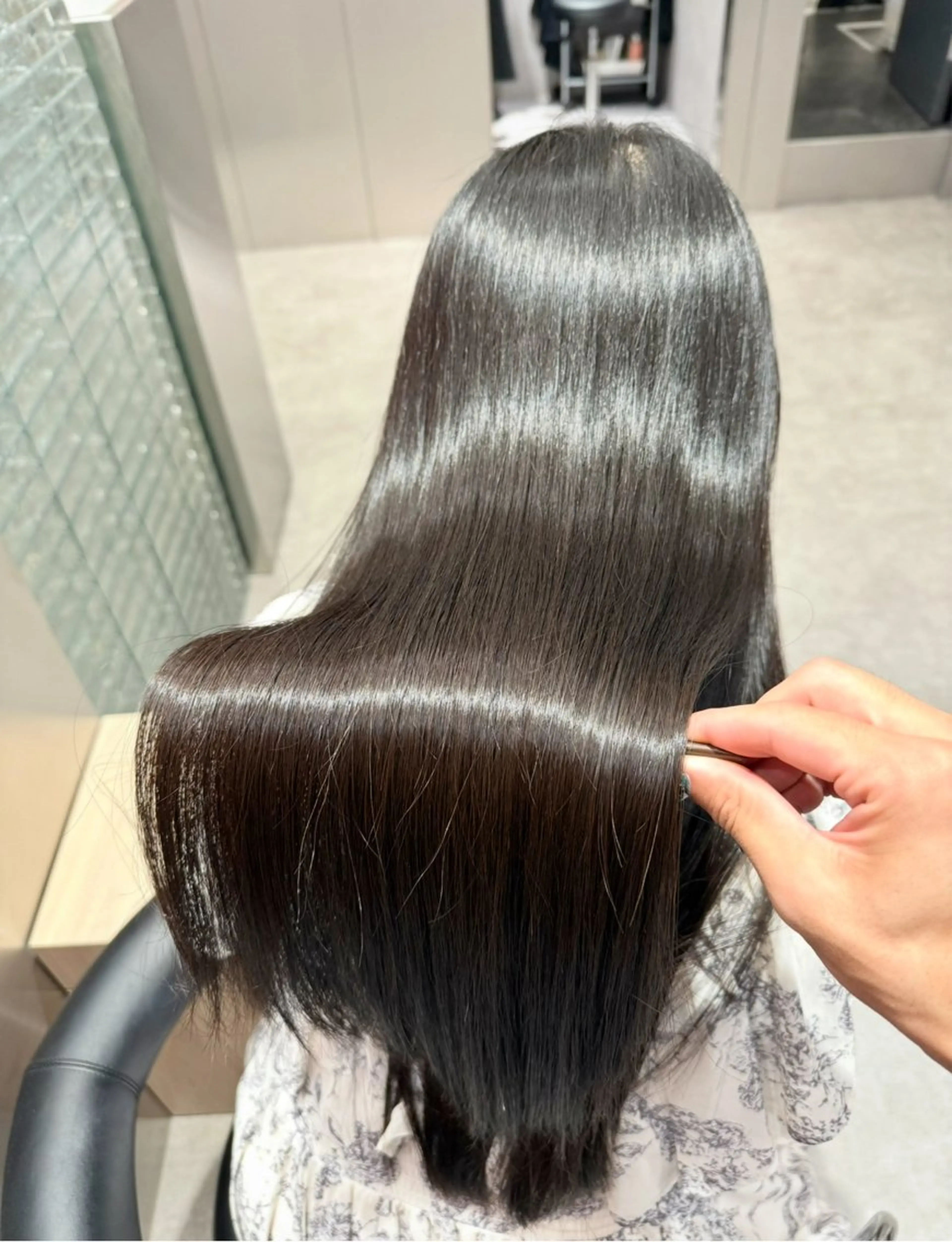 ロング カラー パーマ ヘアアレンジ 髪質改善 縮毛矯正 カット ヘアカラー 縮毛矯正 トリートメント 縮毛矯正/髪質改善/ ブリーチ毛/木元渓太のヘアスタイル