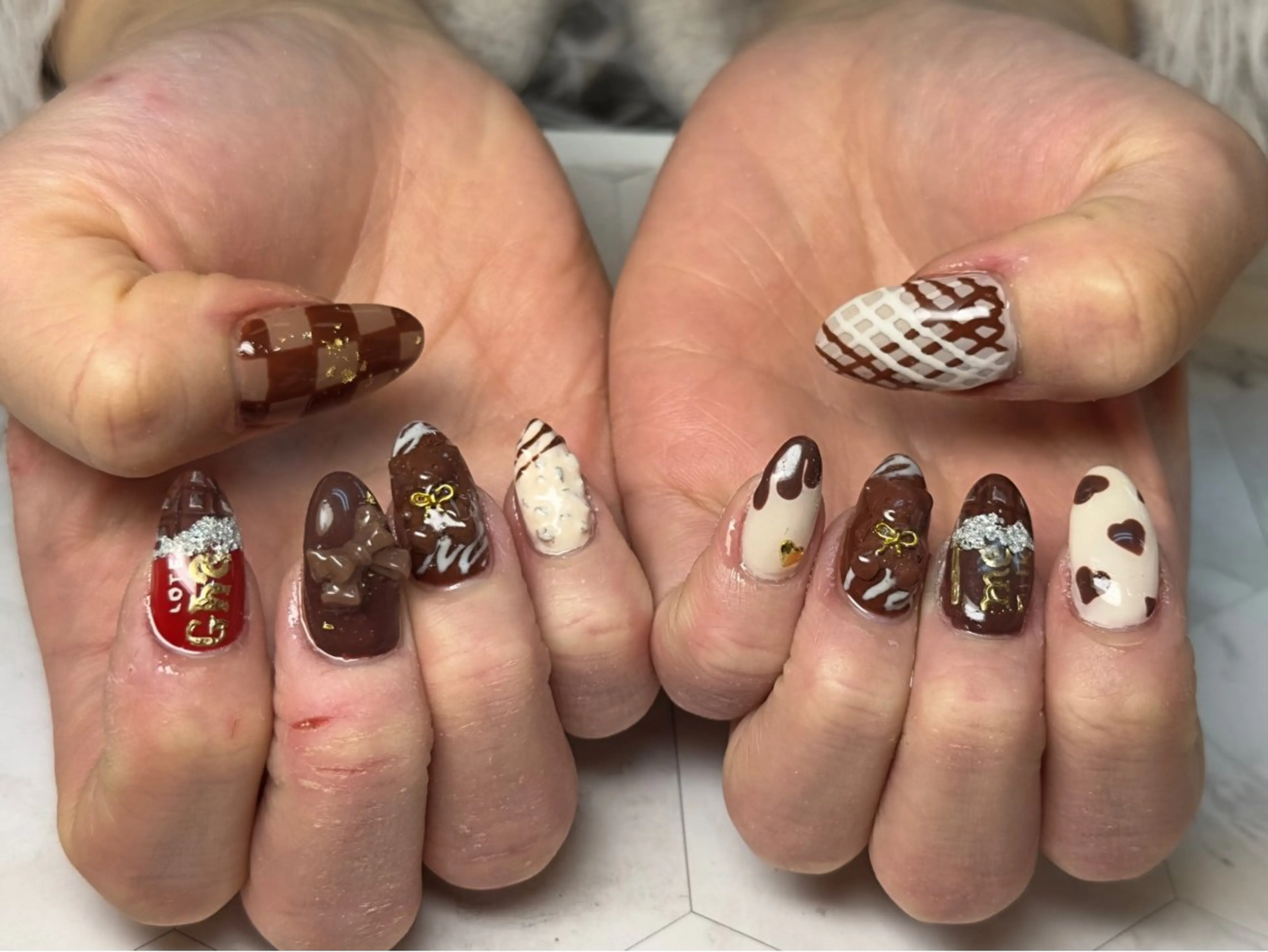 ネイル Queennail 北堀江AYAのネイルデザイン