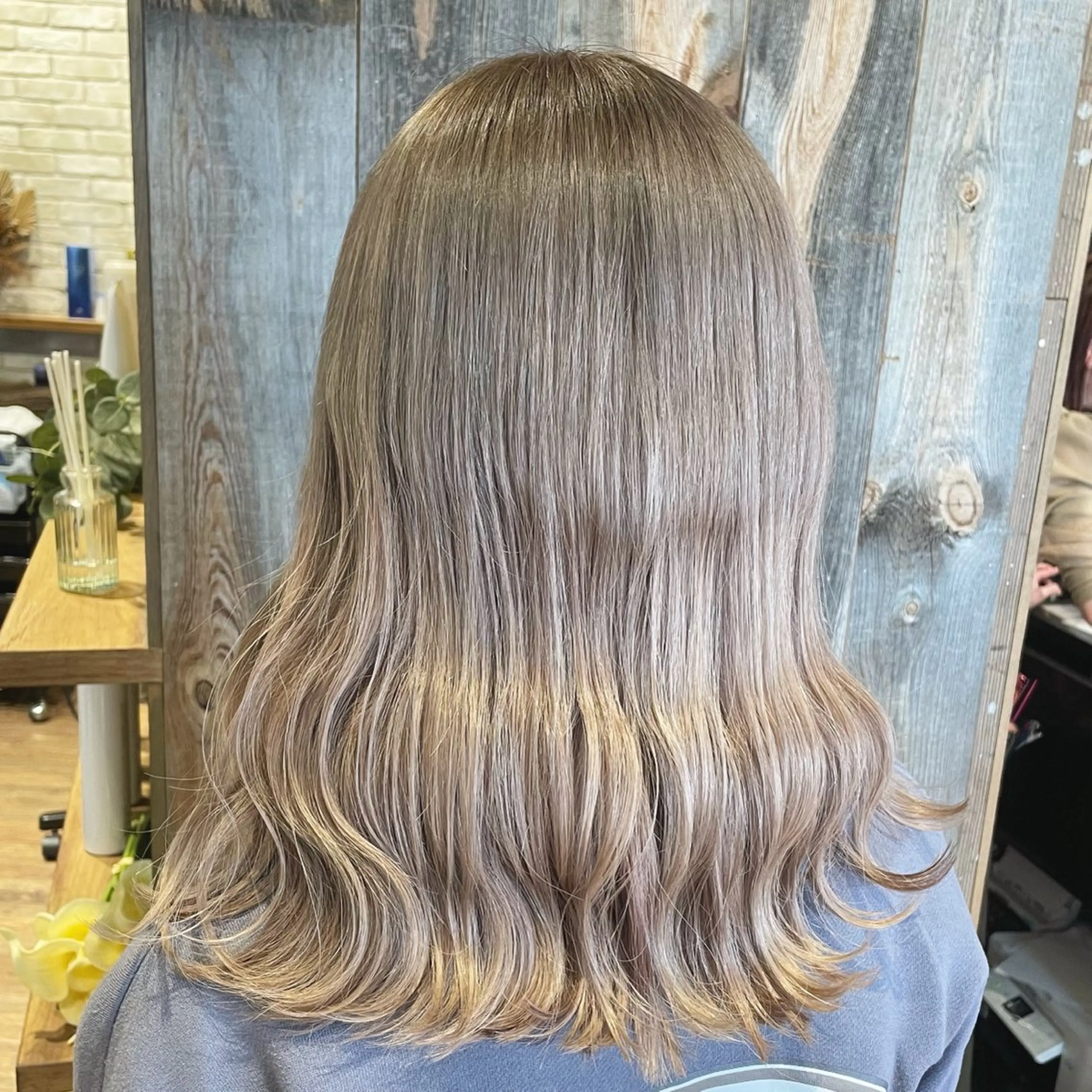 🤍⋆꙳ダブルカラー🤍⋆꙳《ブリーチ+ワンカラー》超音波トリートメント付きの写真