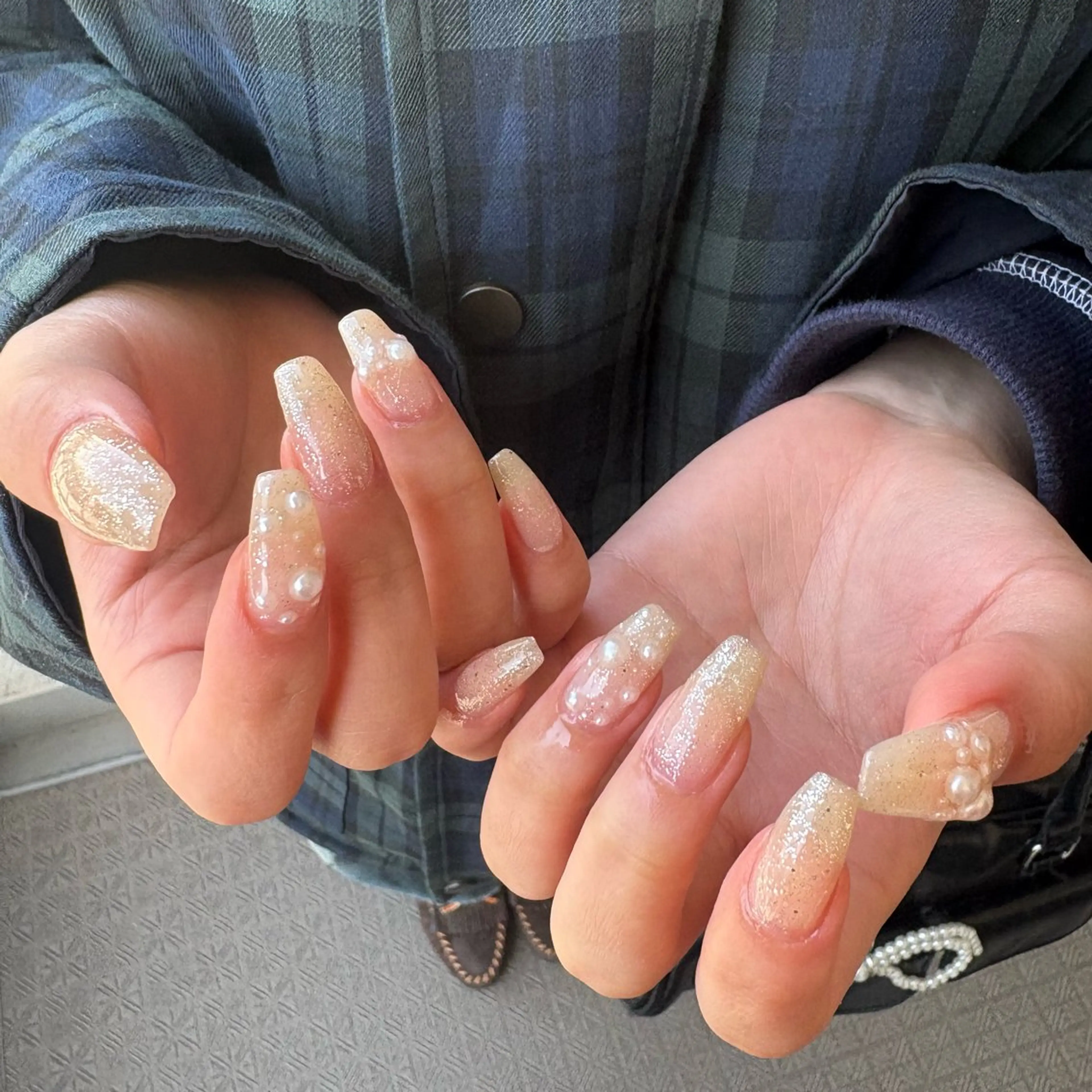 ネイル ハンドネイル カメレオン京橋🌻 草葉由佳のネイルデザイン