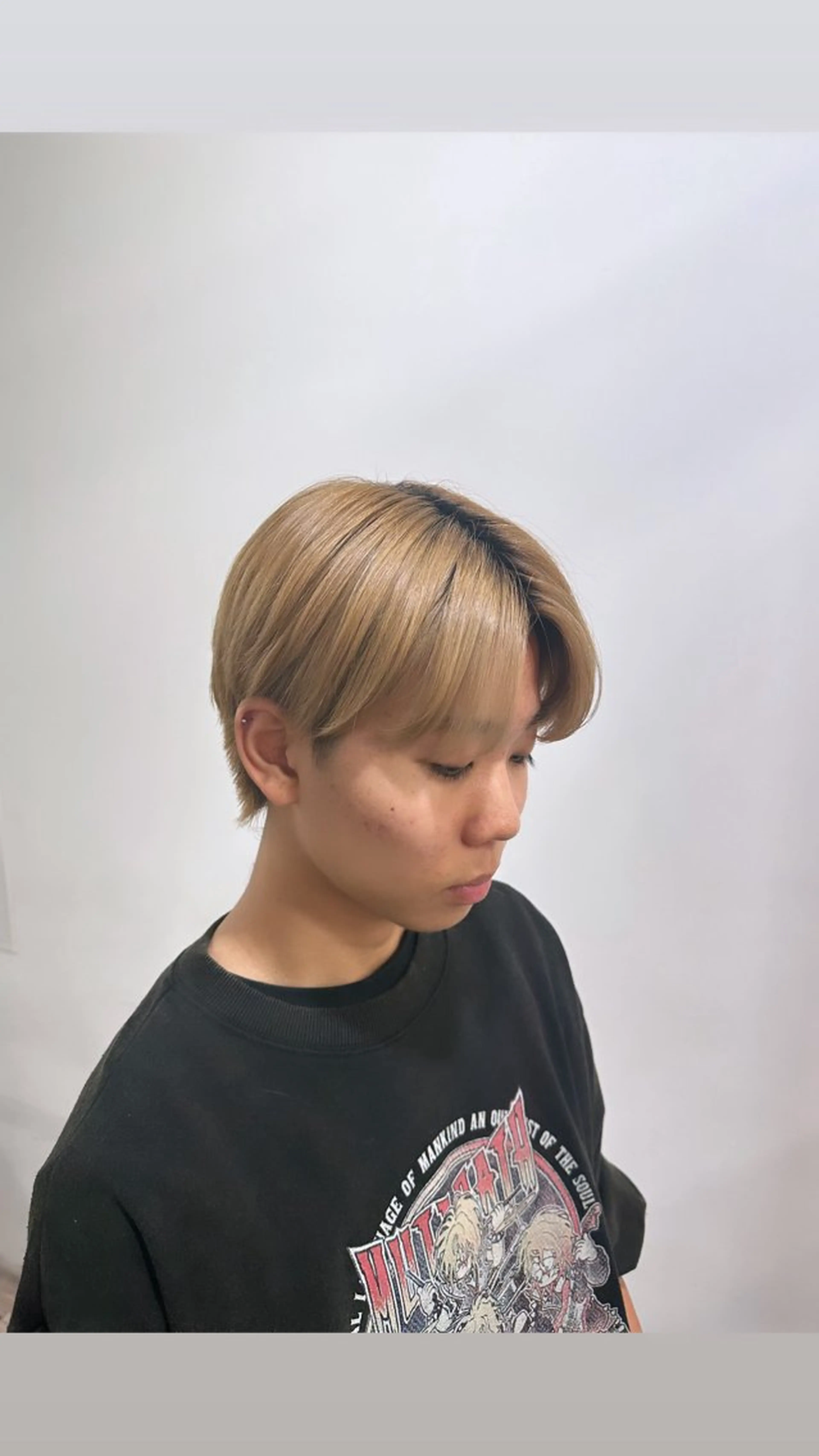 メンズ 刈り上げ こがねざわみさき 🦭透明感カラーのヘアスタイル