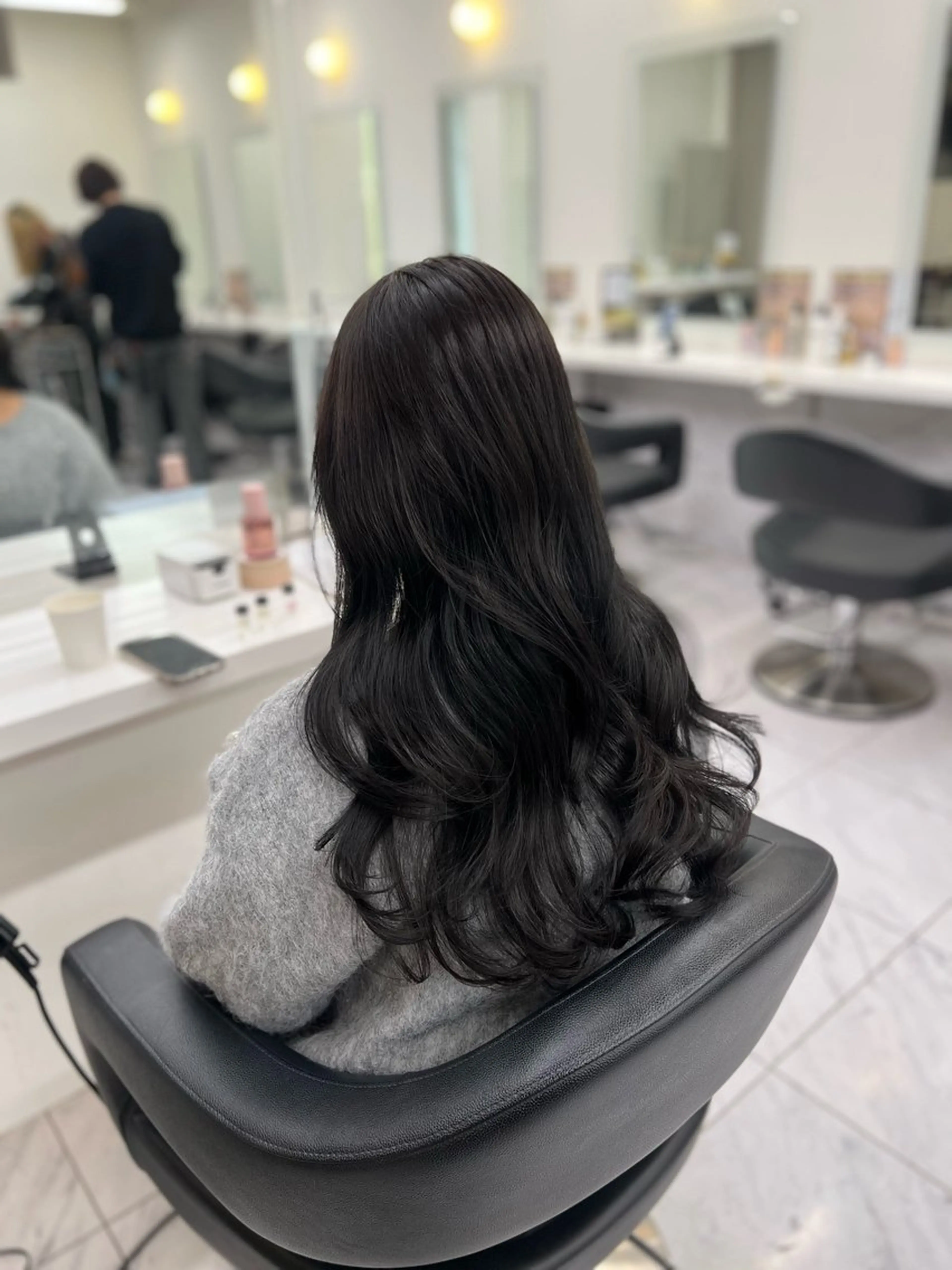 ロング カラー ヘアアレンジ カット ヘアカラー トリートメント ヘッドスパ ヘアセット 透明感×韓流ハイ トーン🫧RYUTAのヘアスタイル