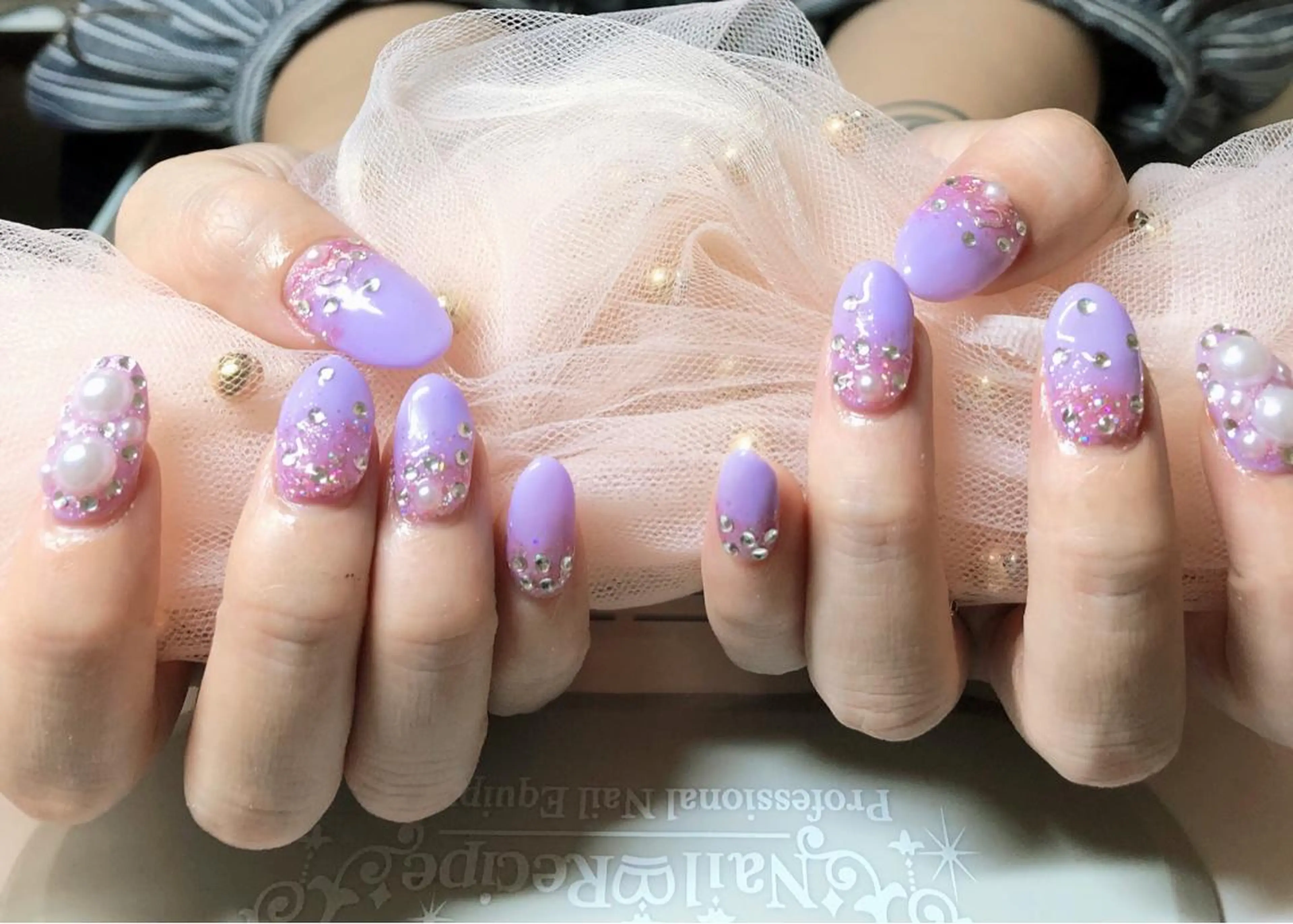 ネイル マジック ミラーのネイルデザイン