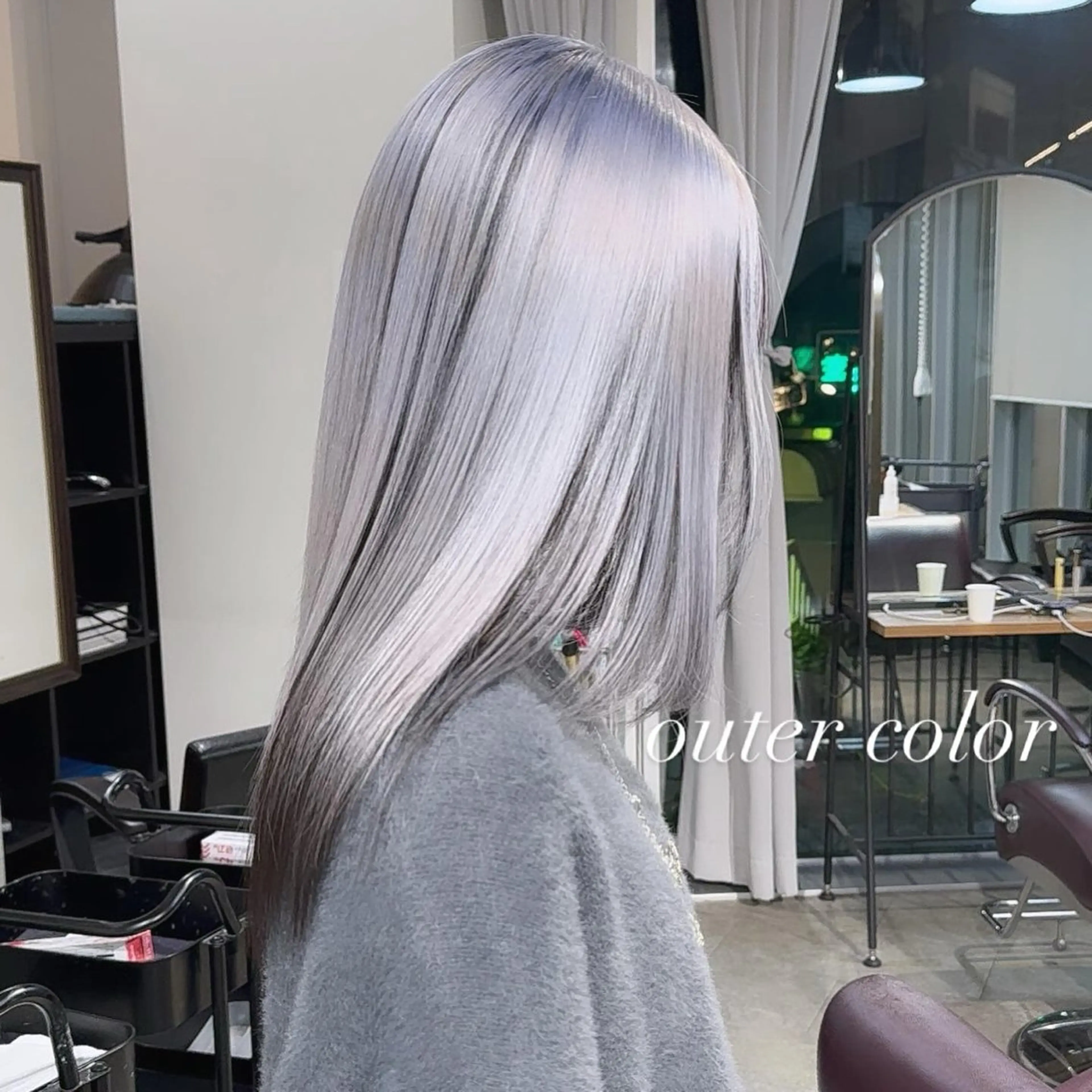 セミロング カラー カット ヘアカラー トリートメント ヘアセット 💜ハイトーン💛 マジカルかいちゃんのヘアスタイル