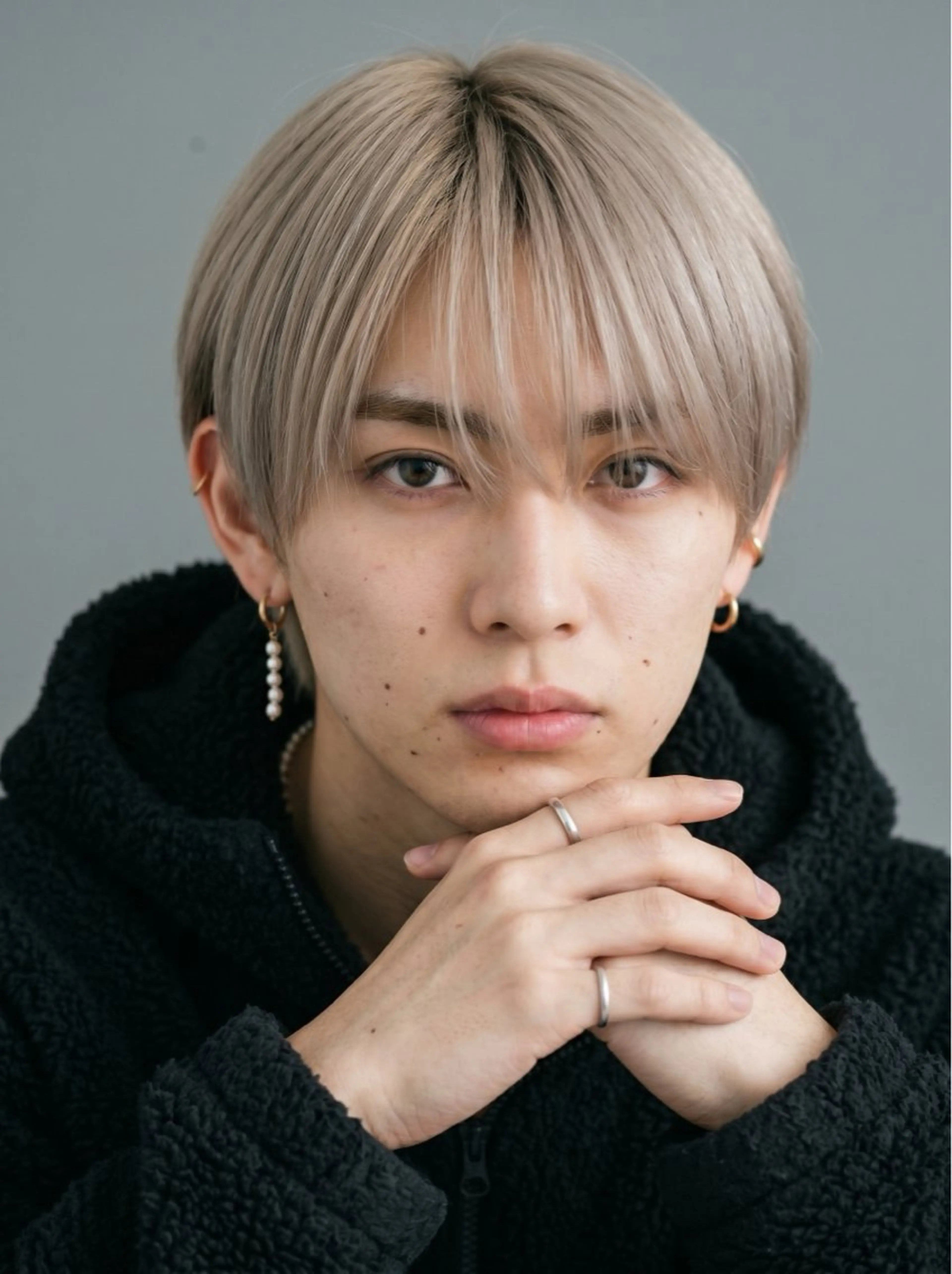 ショート カラー メンズ メンズブリーチ メンズハイトーン マッシュ メンズショート 黒髪 カット ヘアカラー 🔮メンズ縮毛矯正 メンズパーマ💎竹永のヘアスタイル