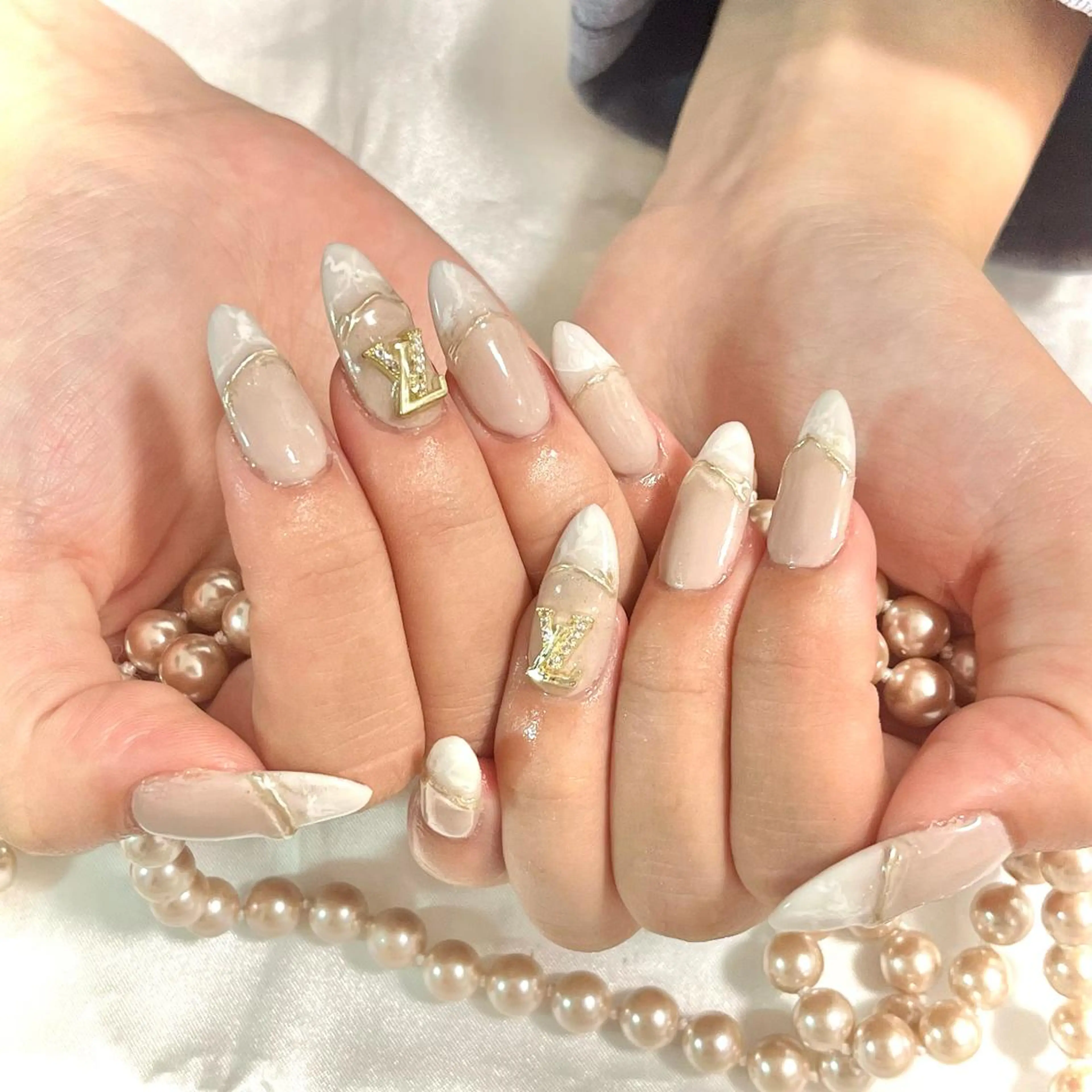 ネイル フレンチネイル 韓国ネイル 大理石ネイル(マーブル) 韓国ネイル💠 Tomoのネイルデザイン