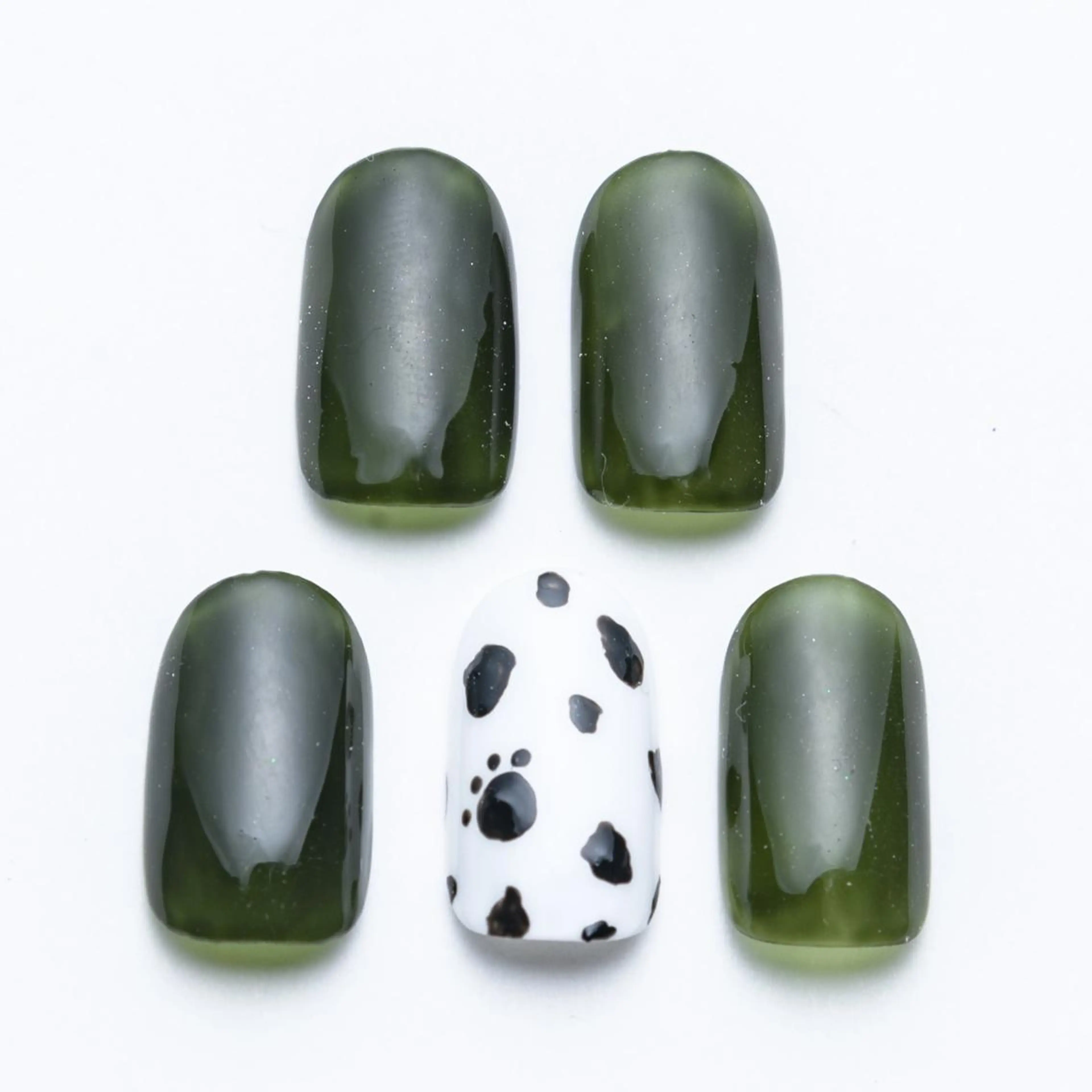 ネイル E.design. Nailのネイルデザイン