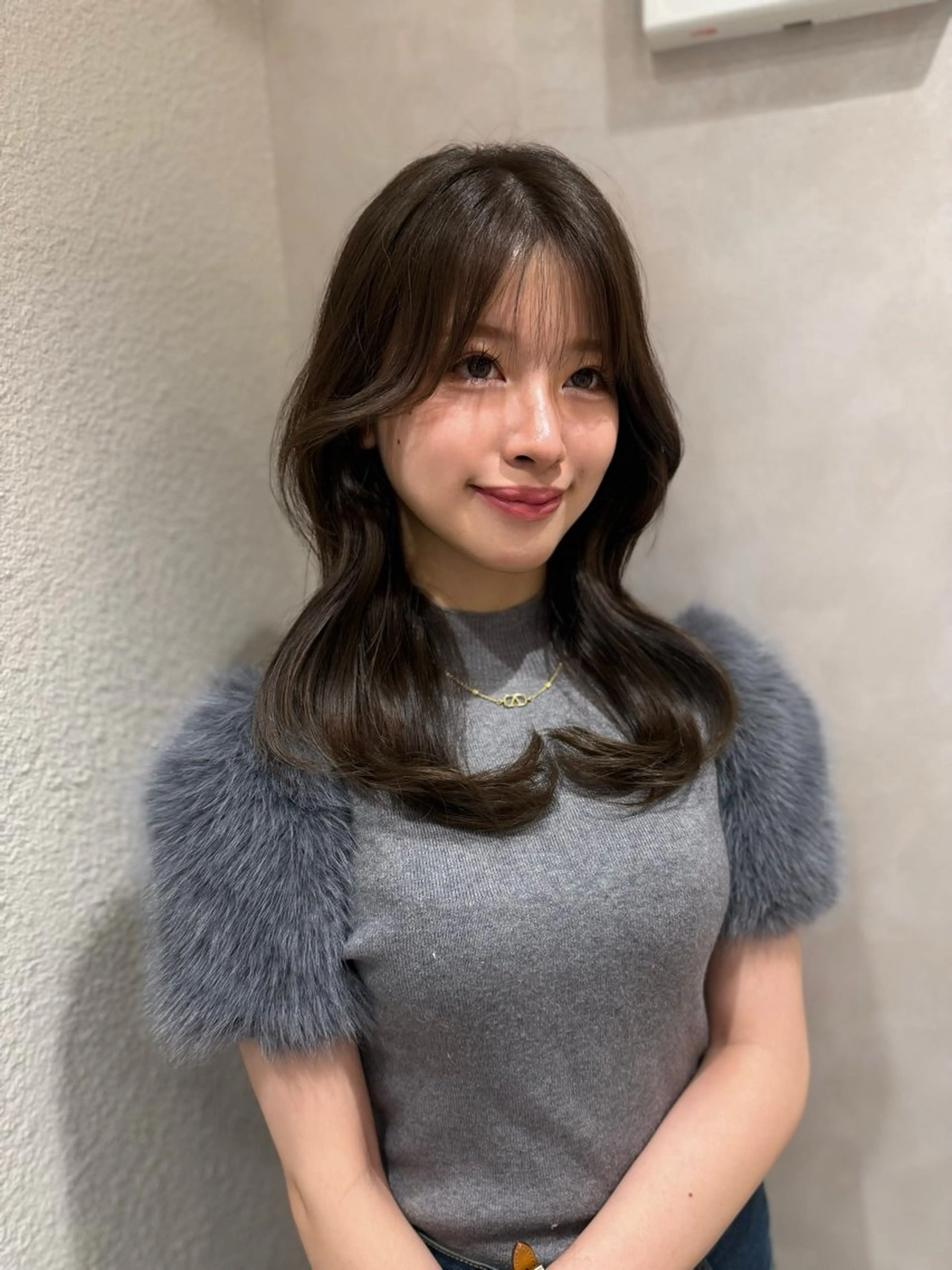 ロング くびれヘア 韓国風ヘア レイヤーカット おくれ毛 小顔カット カット ヘアカラー 韓国ヘア/レイヤー/ 前髪/髪質改善/石川のヘアスタイル