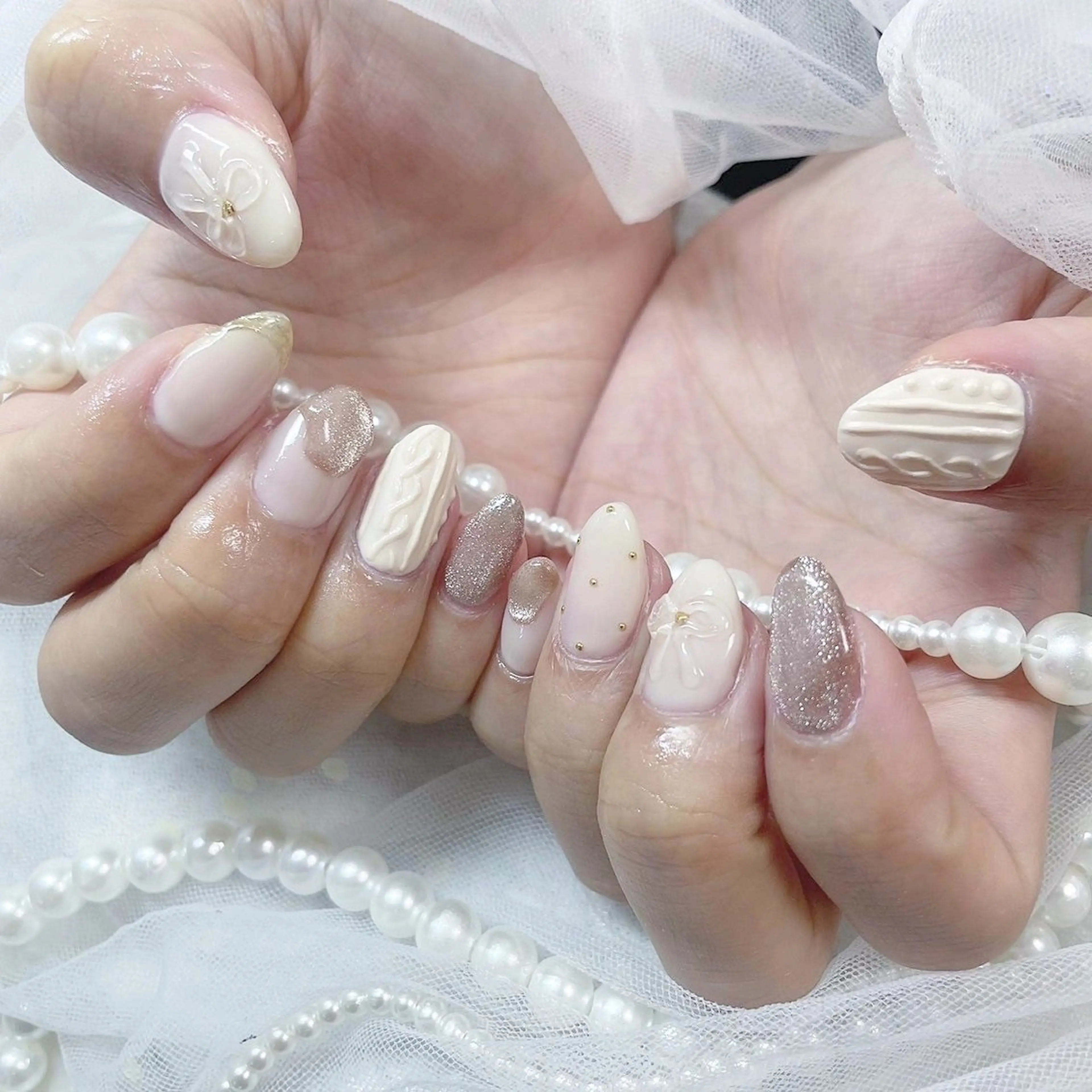 ネイル リボン ハンドネイル Minami 🍓のネイルデザイン