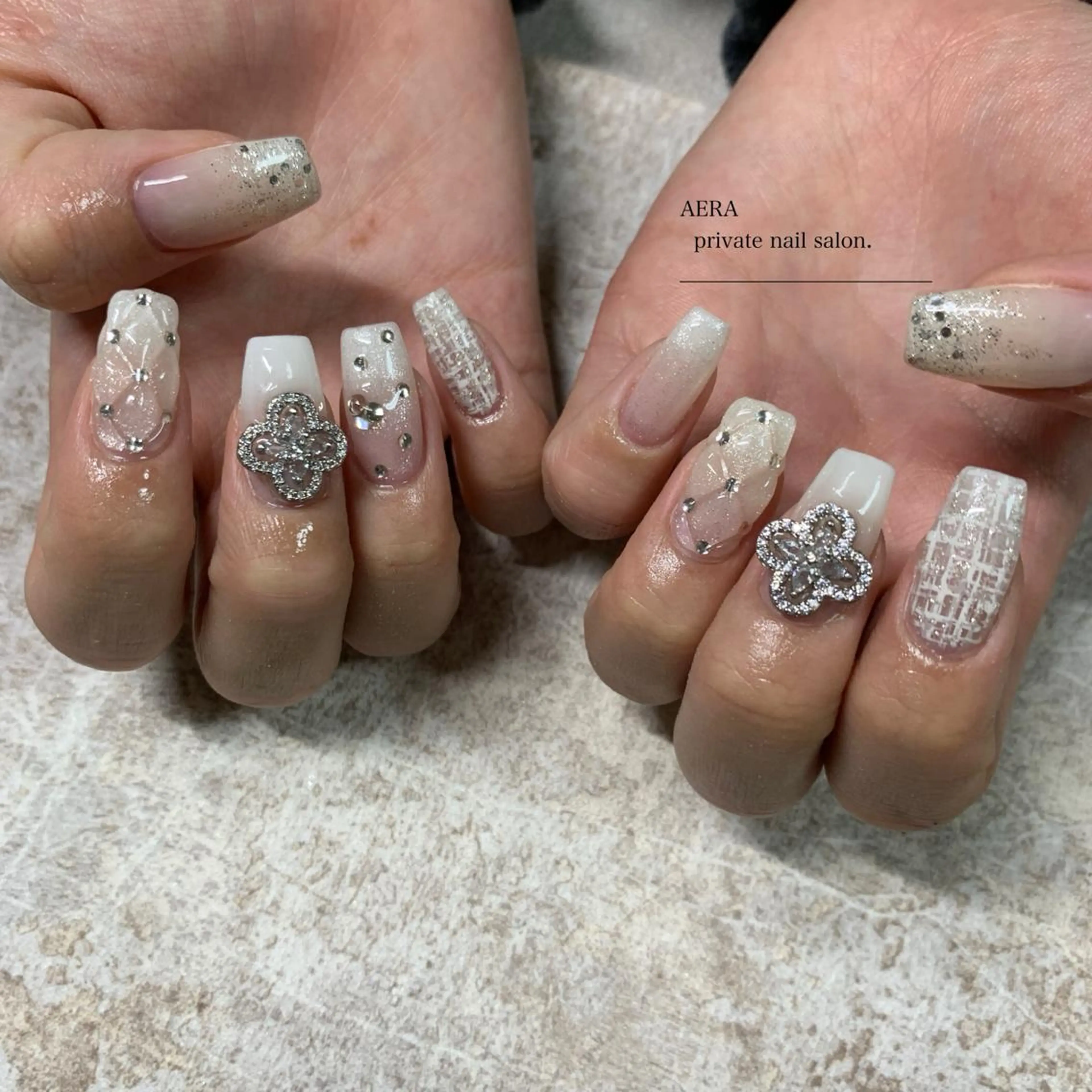 ネイル AERA nail shino🐱⸝꙳のネイルデザイン