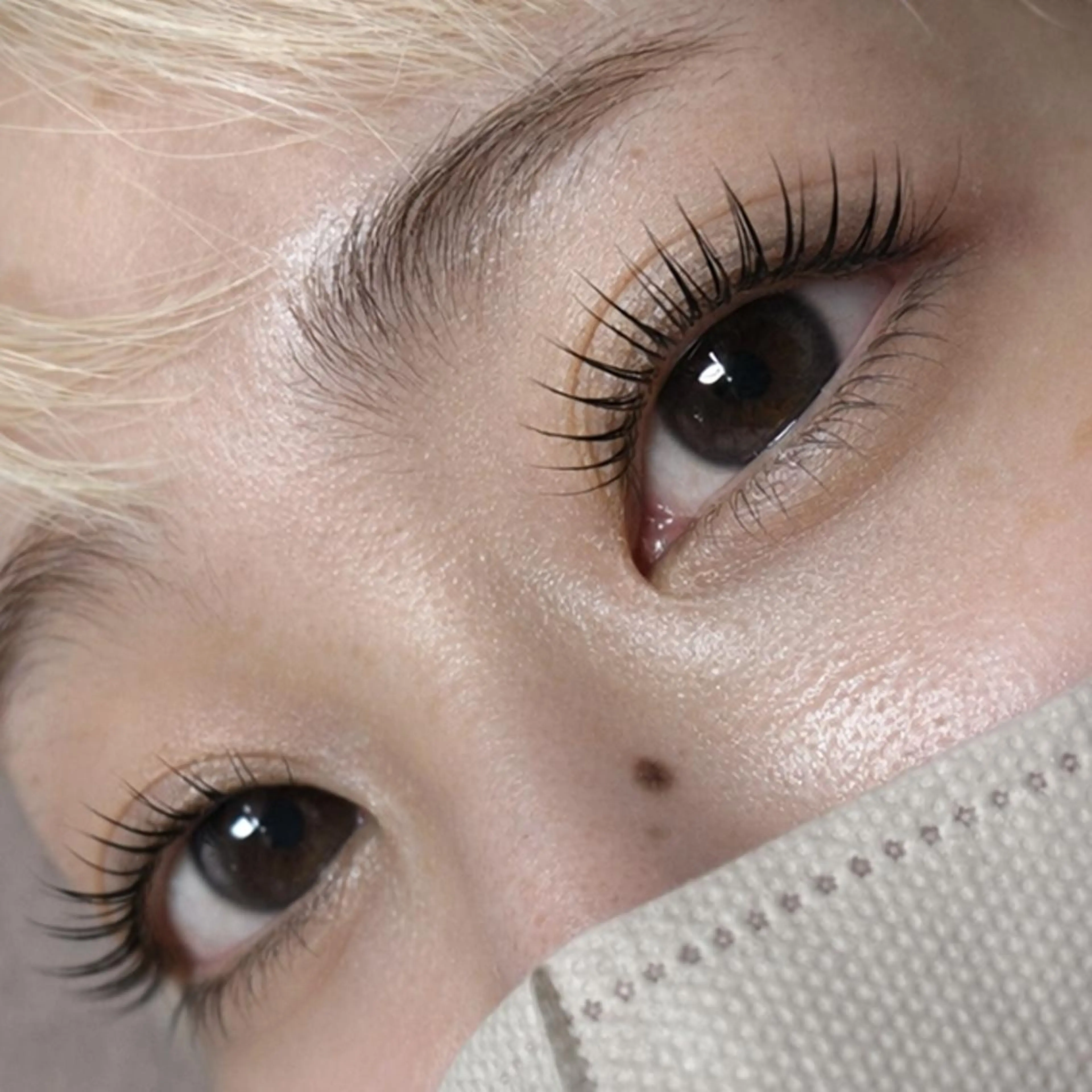 マツエク・マツパ パリジェンヌラッシュリフト マツパ Mee .のマツエク・マツパデザイン