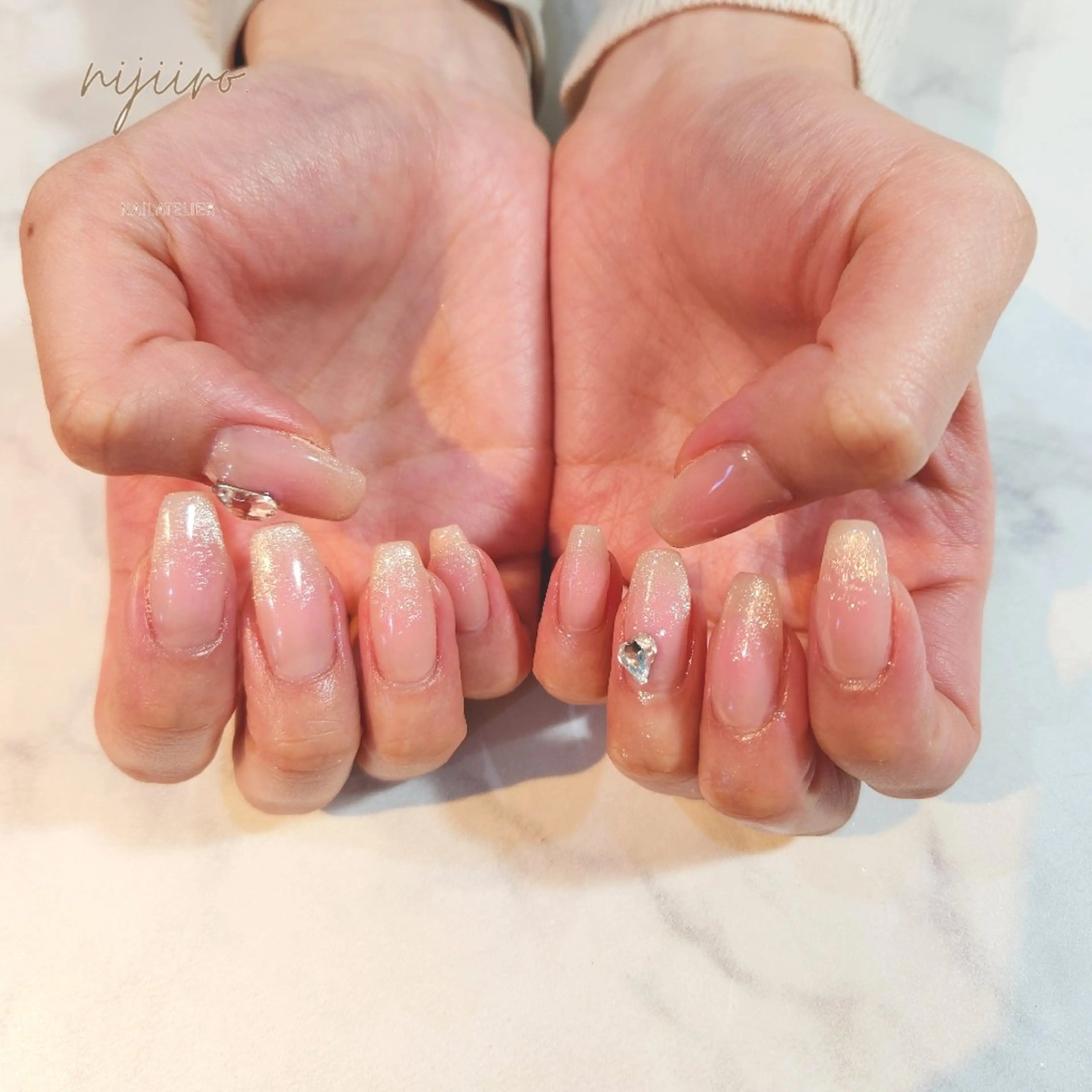 ネイル ハンドネイル nijiiro🌈 サトウのネイルデザイン