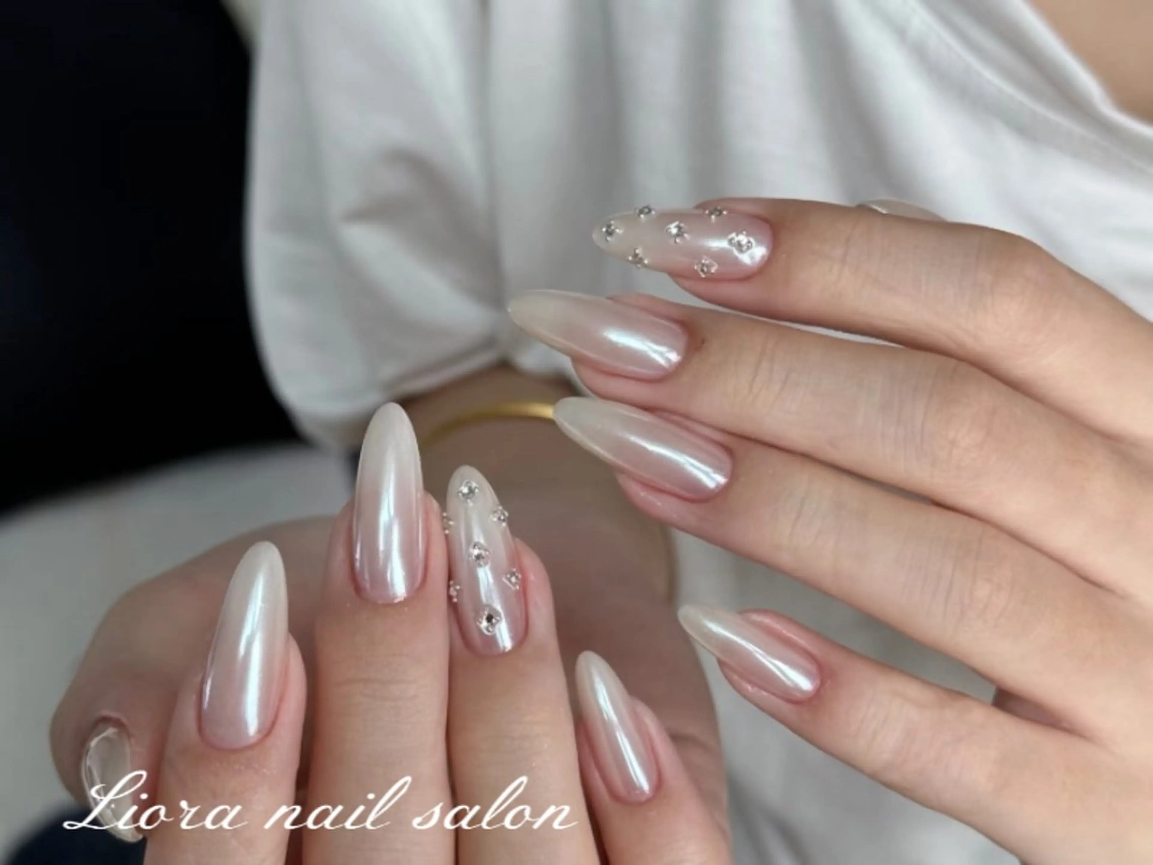 ネイル チークネイル フットネイル フレンチネイル ジェルネイル ガーリー ハンドネイル Liora nail スカルプ専門店のネイルデザイン