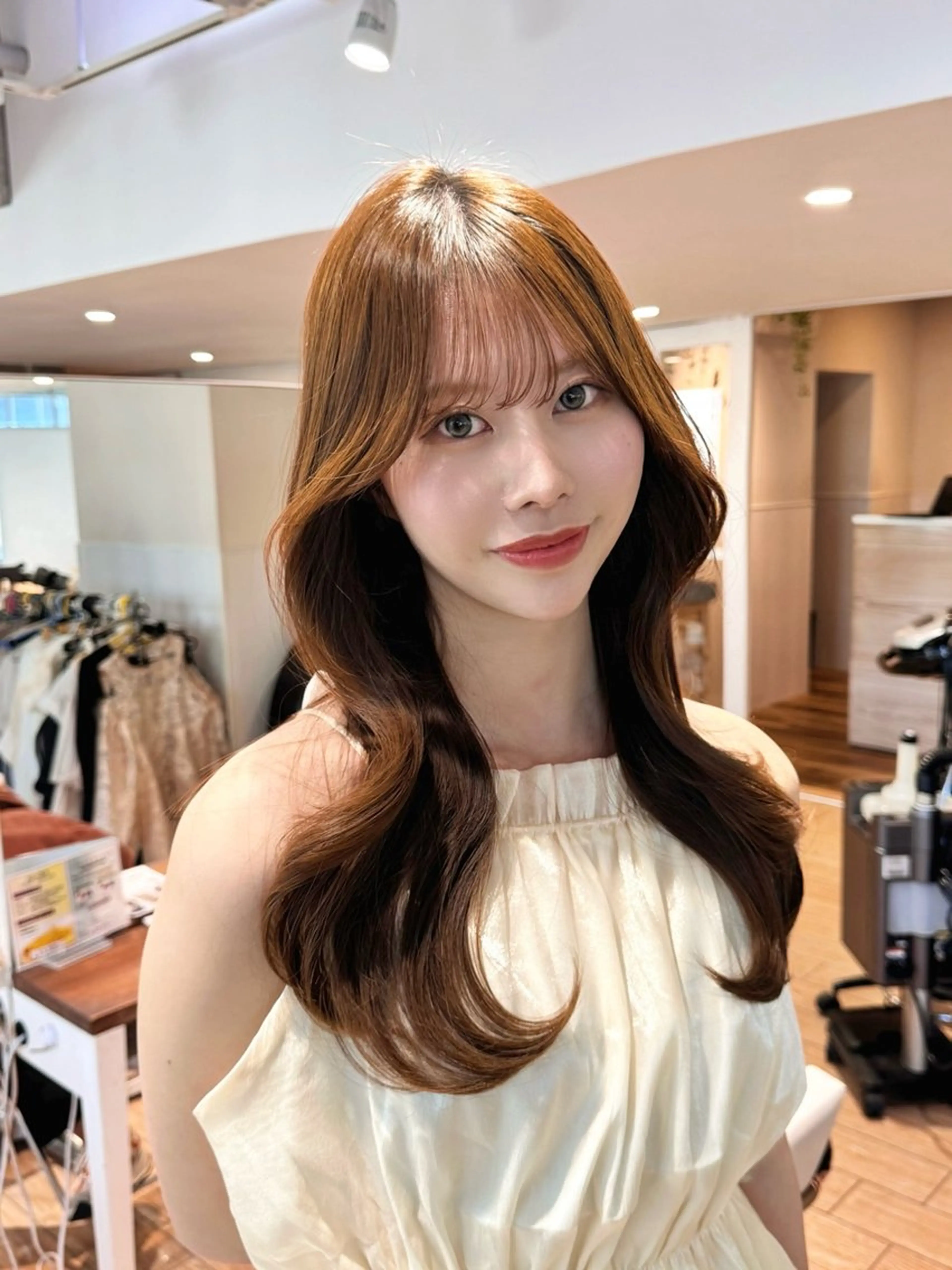 ミディアム ミディアムレイヤー ハイレイヤー レイヤーカット 似合わせカット ETOWA shinjuku所属・小顔似合わせ提案/ レイヤー/川澄かずまのヘアスタイル