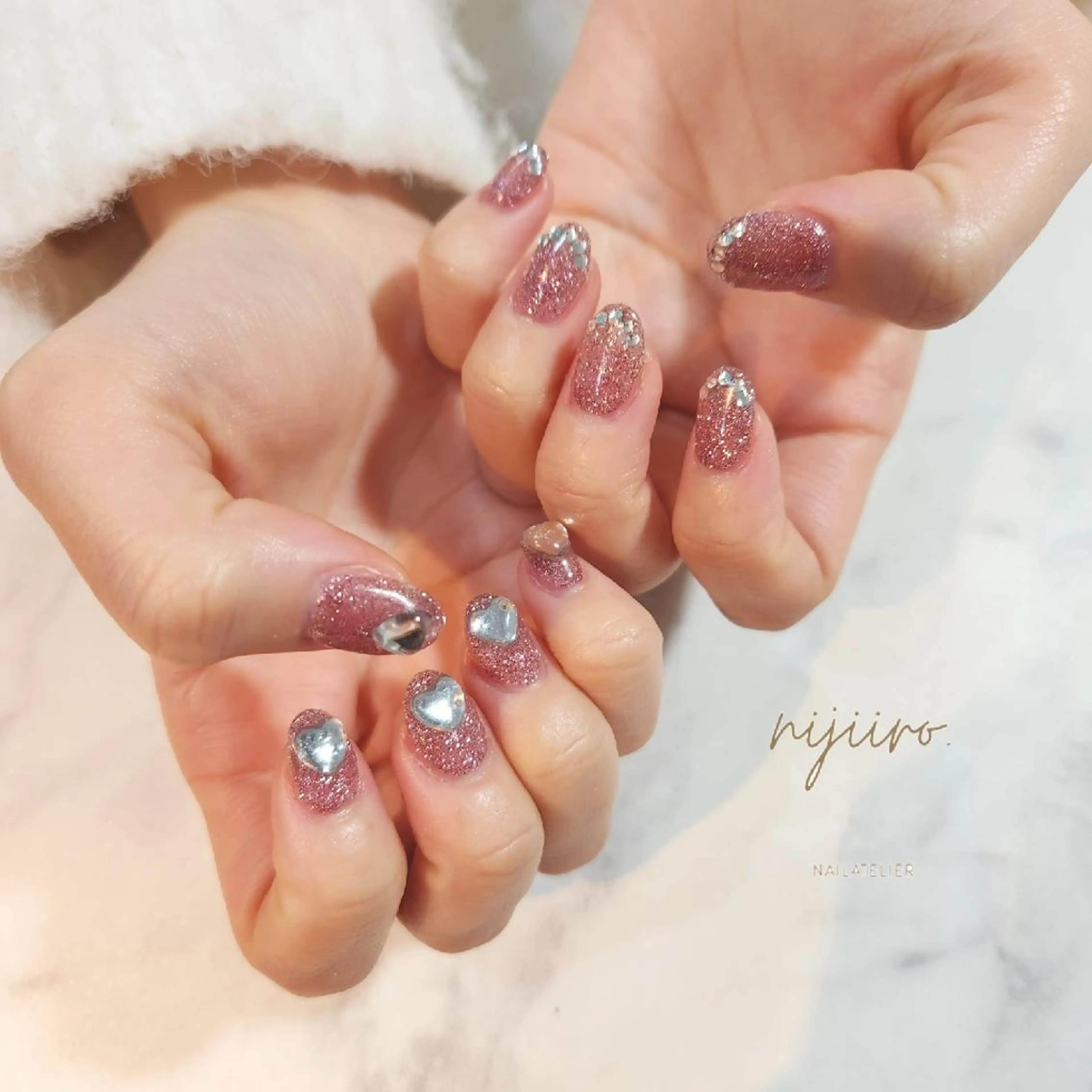 ネイル ハンドネイル nailatelier nijiiro.所属・nijiiro🌈 サトウのネイルデザイン