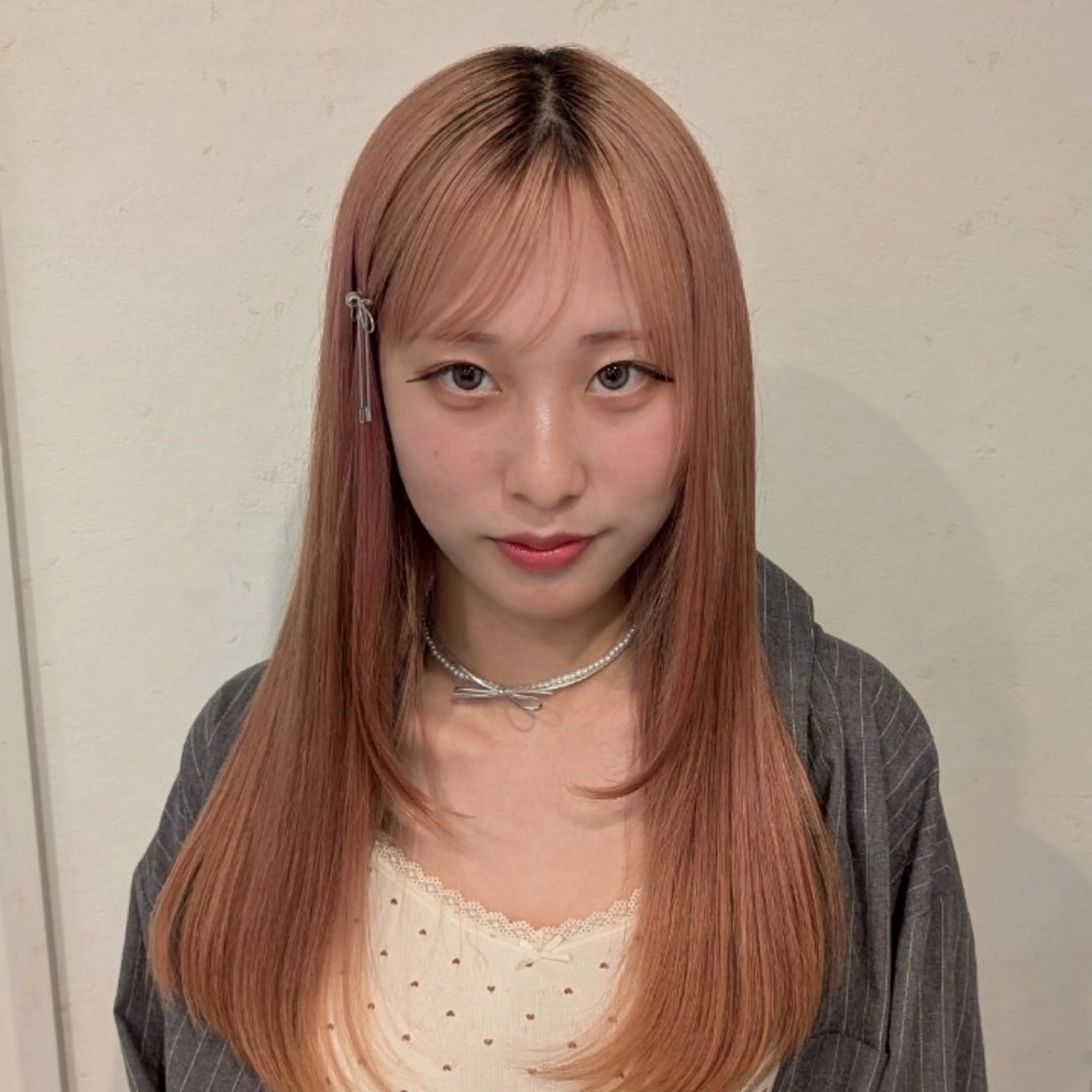 〚大人気💟ご新規様限定🪄︎︎✨〛ケアブリーチ➕オンカラー➕保護トリートメントの写真