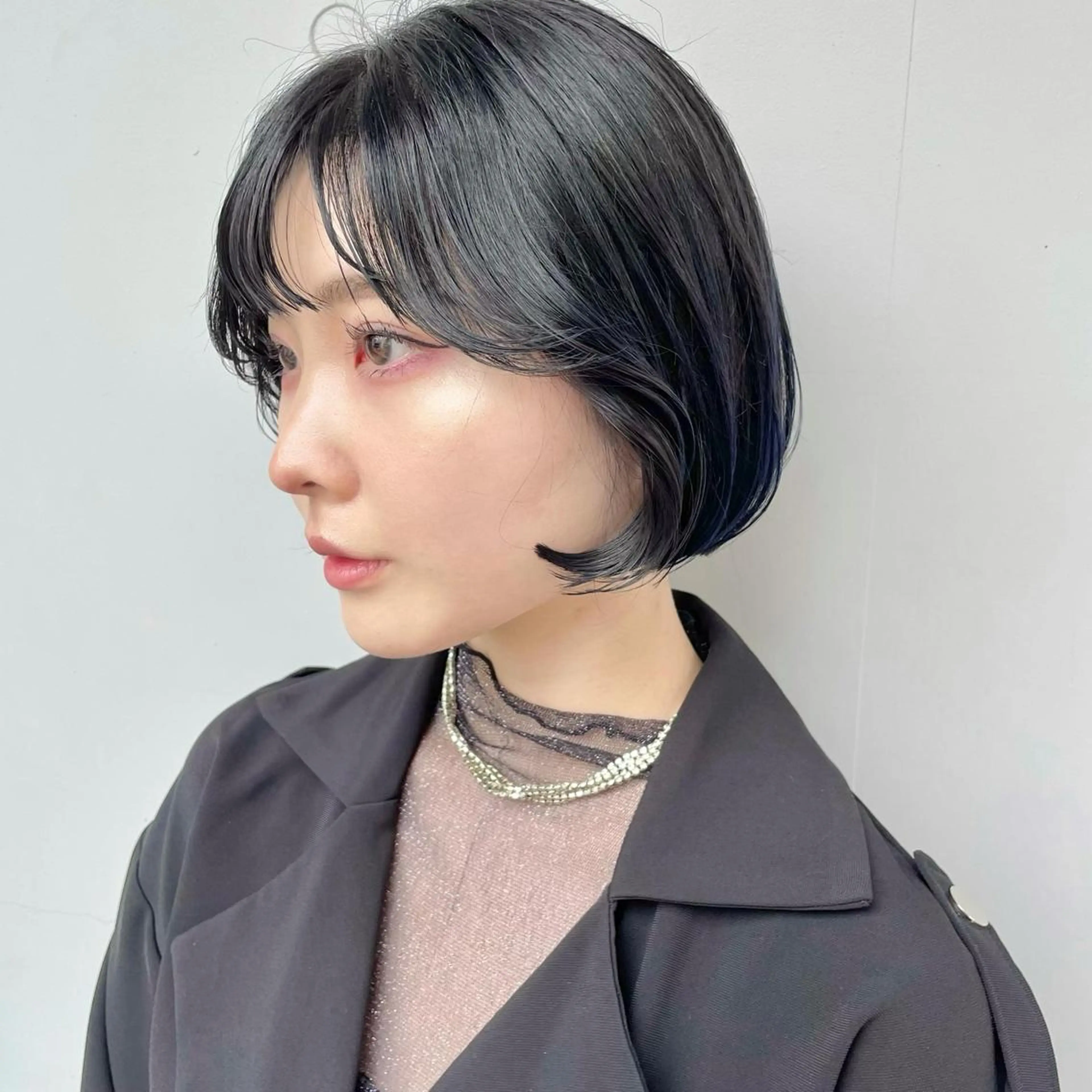 【韓国風】暗髪カラー(黒染め不使用)就活の関係やブリーチ毛の方にもオススメ✨一時的な暗染め🏴トリートメント付き🌿の写真