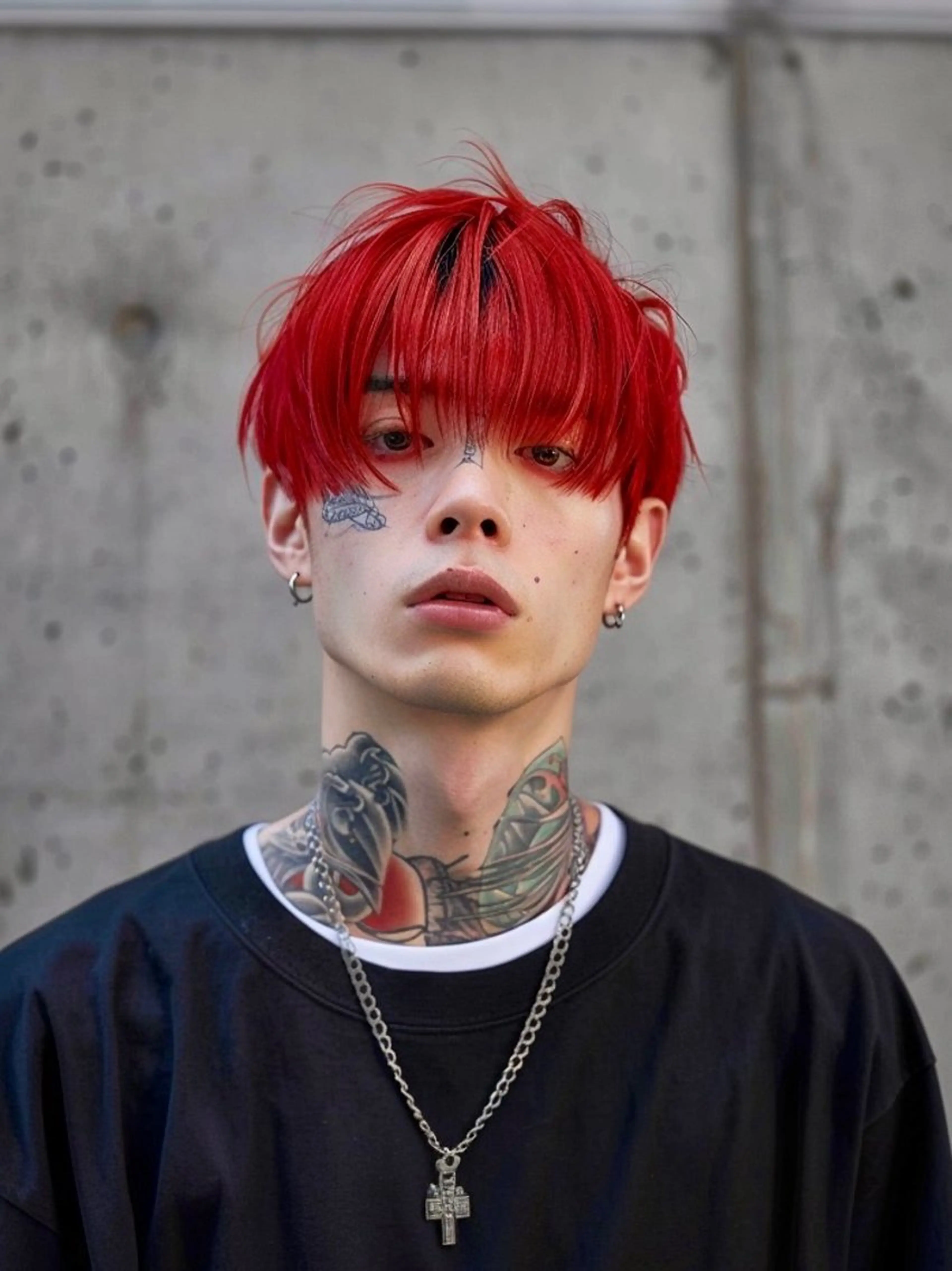 ミディアム メンズ メンズハイトーン メンズバレイヤージュのヘアスタイル