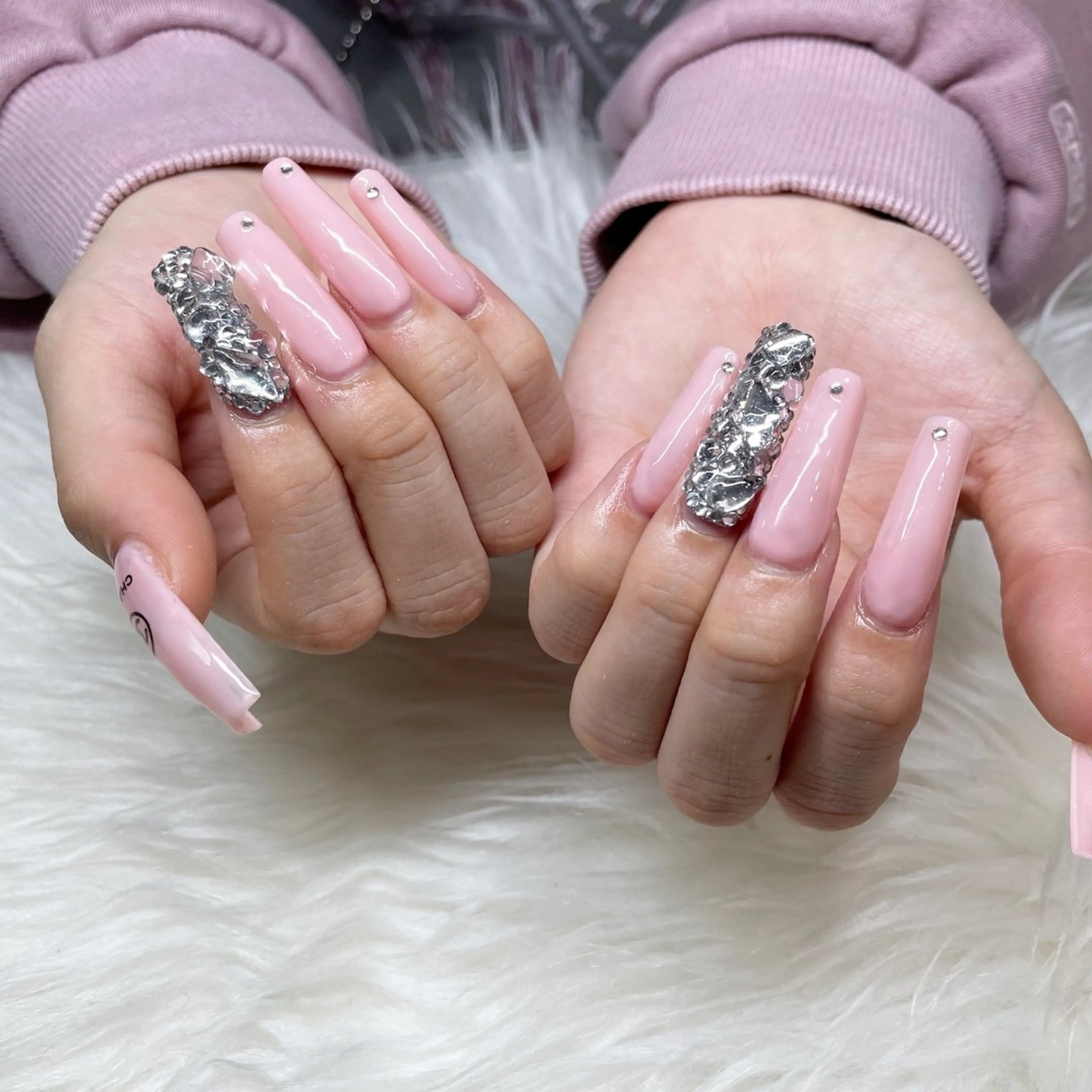 ロング ハンドネイル see love gritterのネイルデザイン