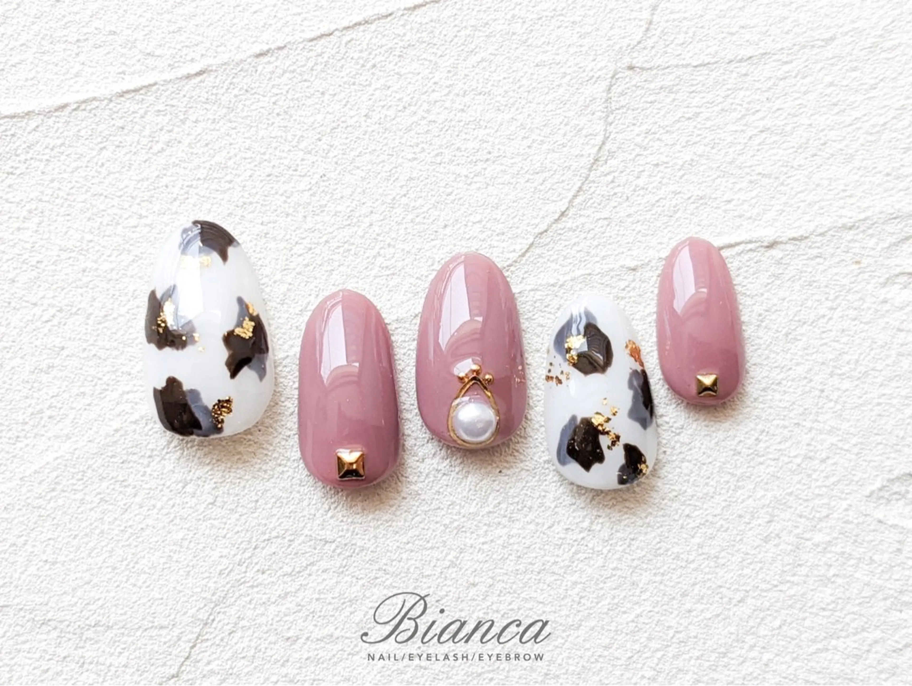 ネイル BIANCA Ouchidaのネイルデザイン