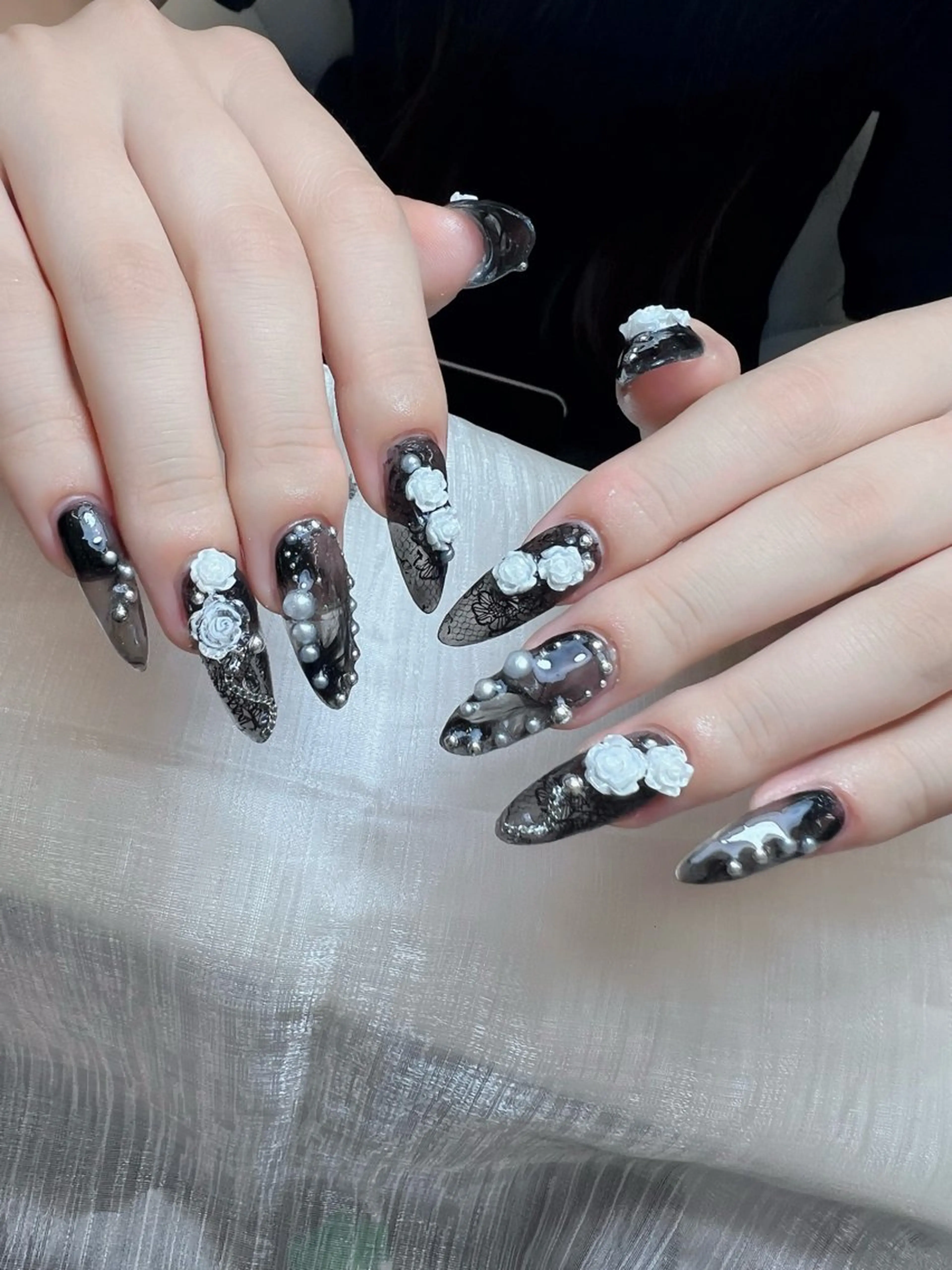 ネイル マグネットネイル ミラーネイル Lee Nailsのネイルデザイン