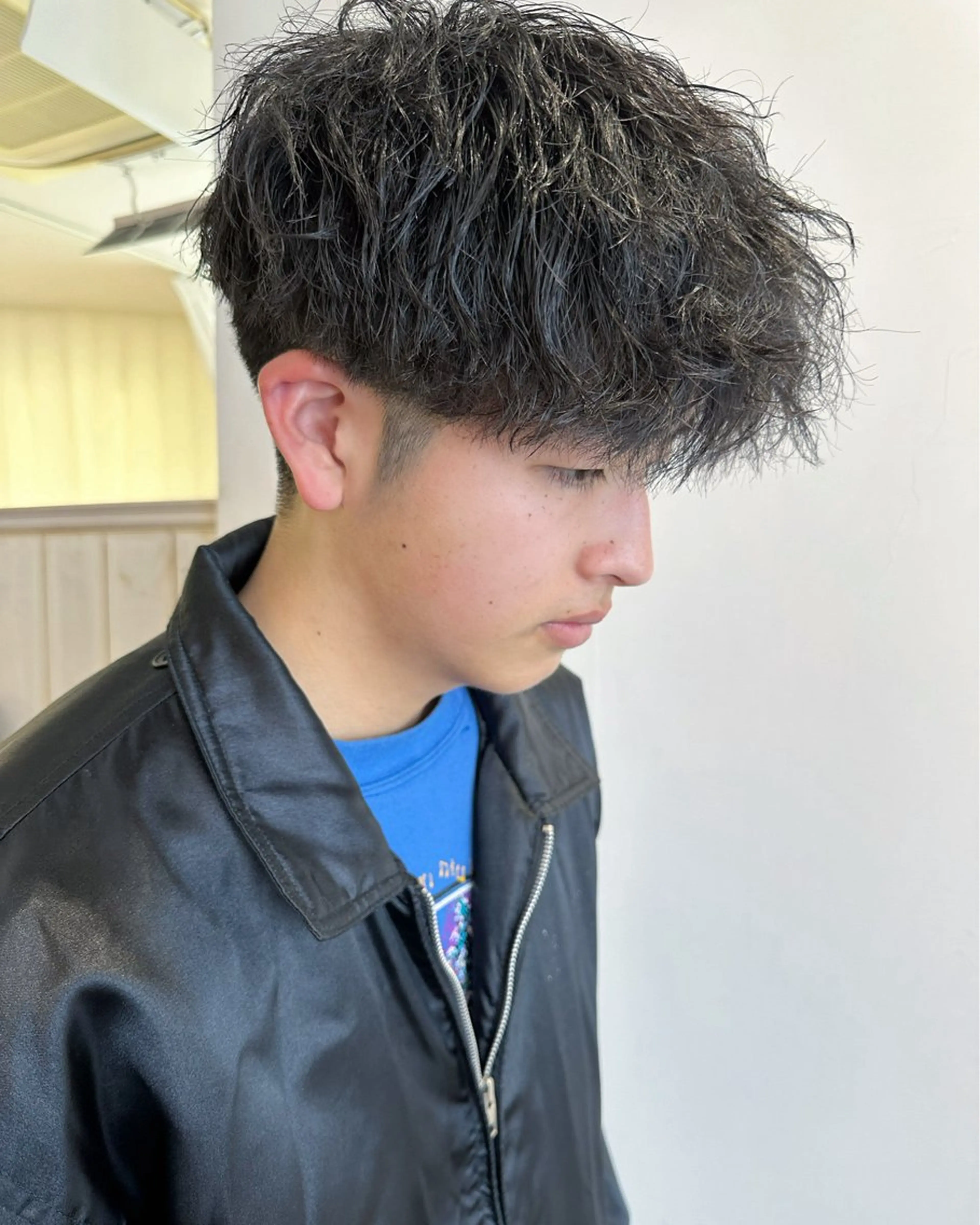 パーマ メンズ カット パーマ メンズパーマ特化🔥 ツイスパ/シャドウのヘアスタイル