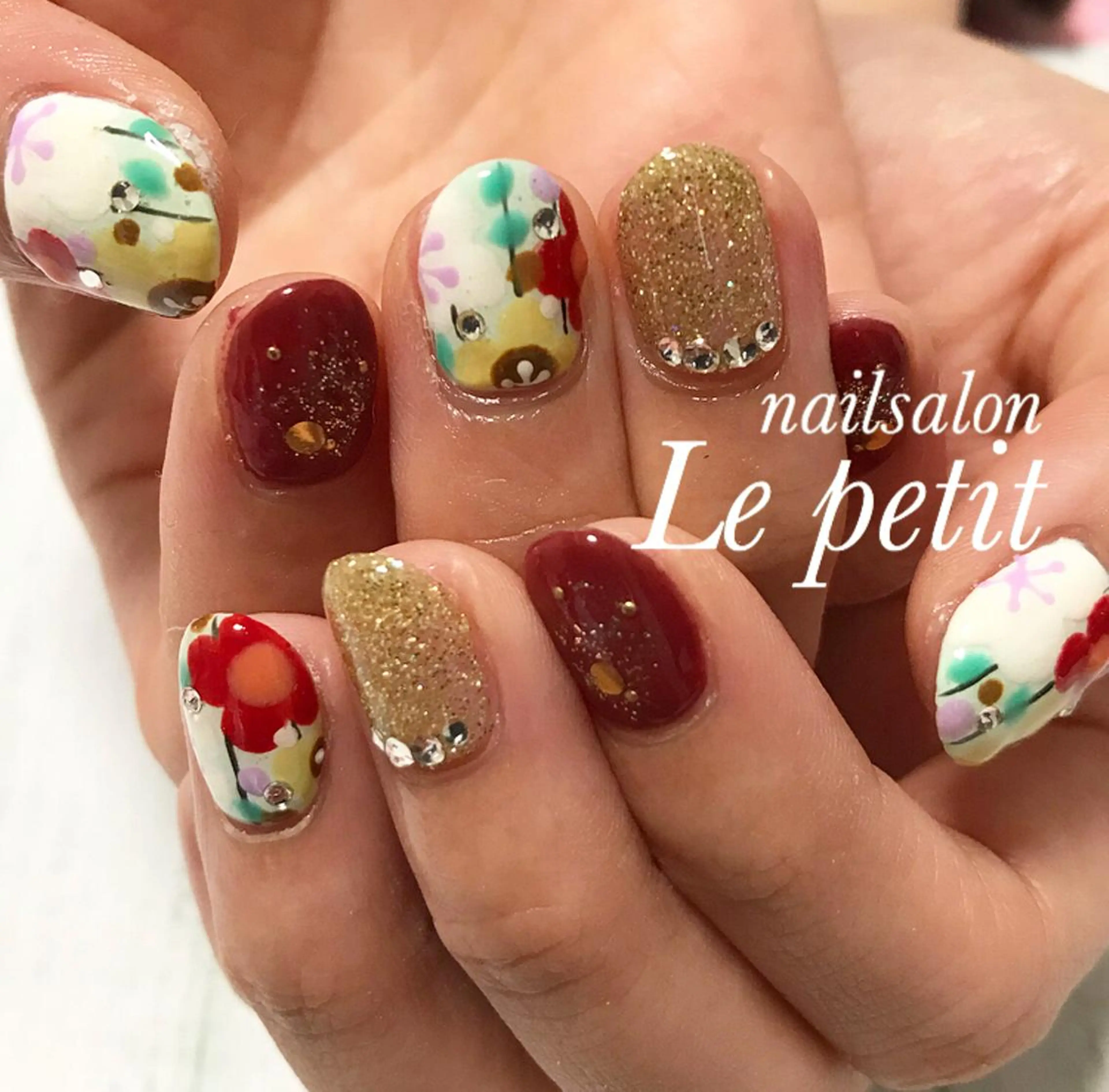 ネイル 石野 広佳のネイルデザイン