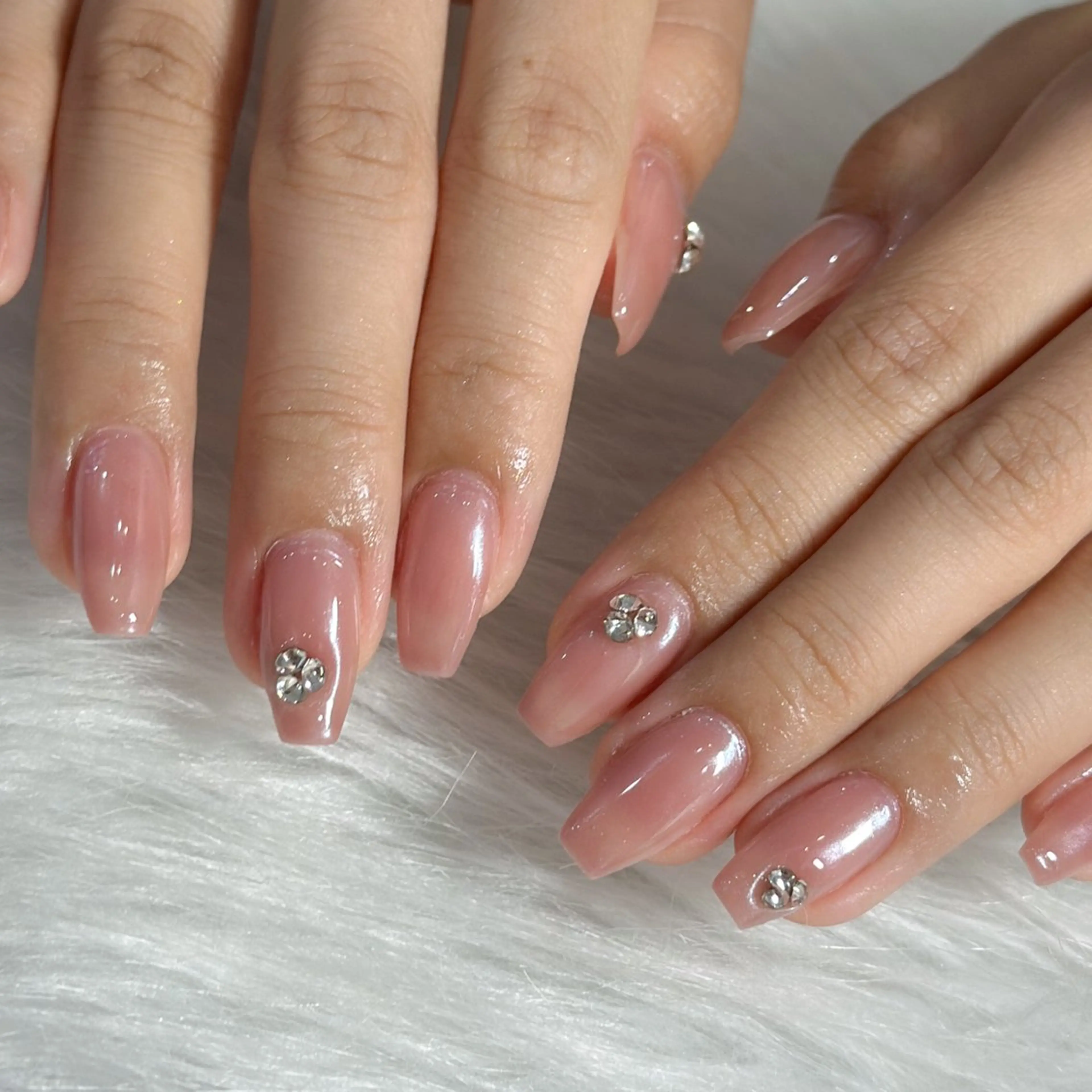 ネイル ハンドネイル フットネイル LAVISH nanamiのネイルデザイン