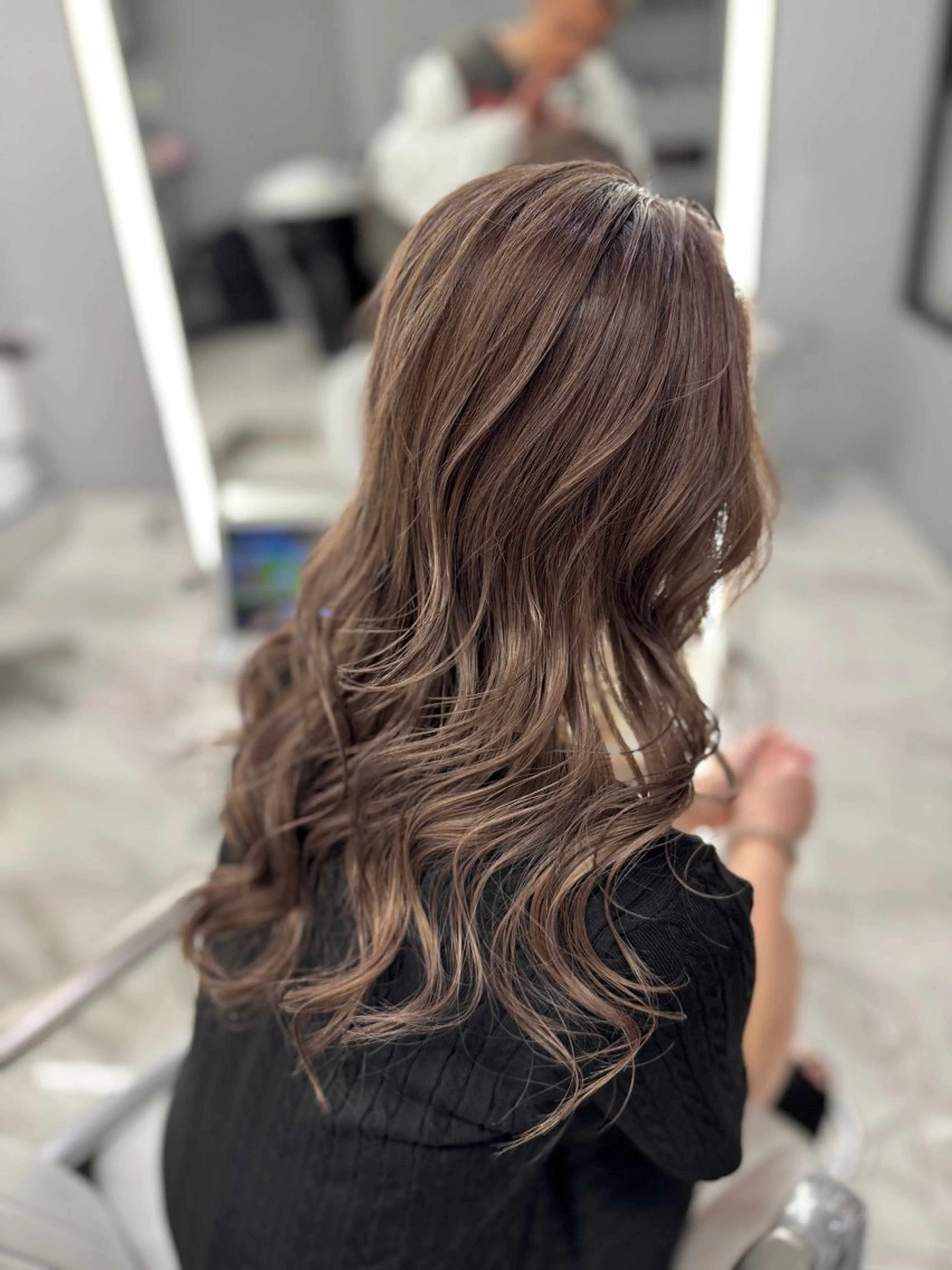 ロング カラー ブリーチ ダブルカラー ハイライトカラー エクステ ハイライト ヘアカラー 白髪ぼかしハイライト 🥇店長JUKIYAのヘアスタイル