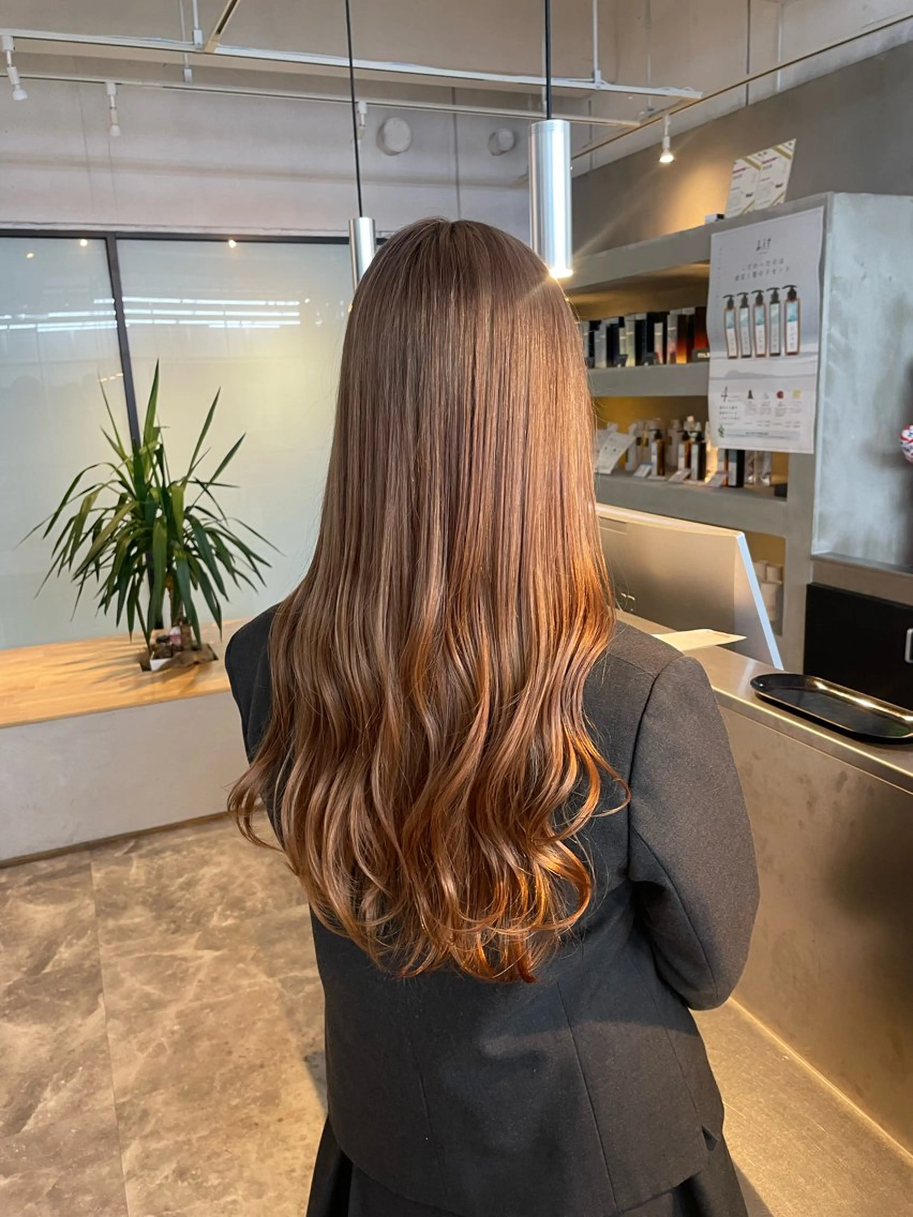 ロング 🧋ミルクティーカラ ー🧋特化小林拓登のヘアスタイル