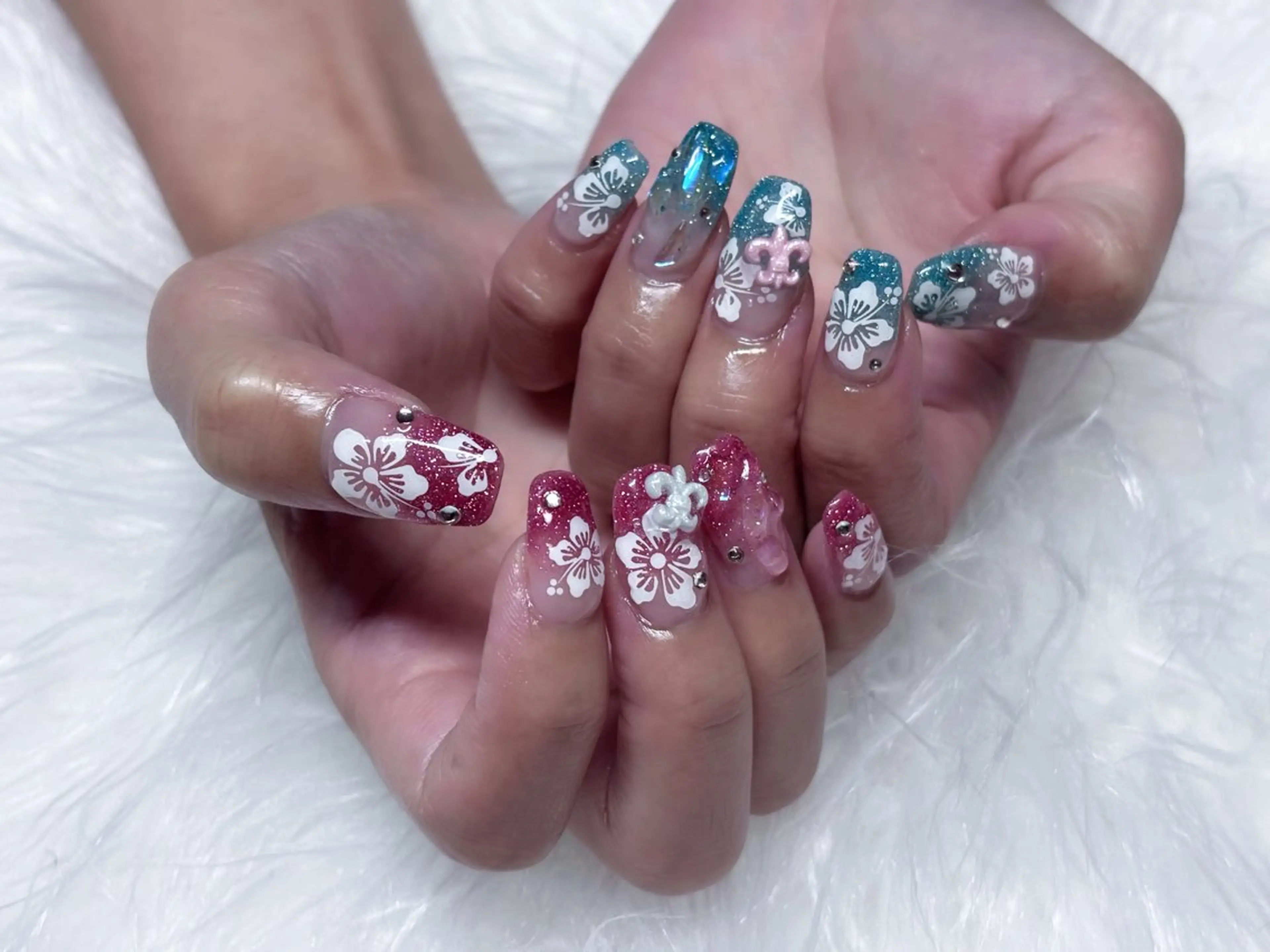 ネイル ハンドネイル フットネイル 番園 あかねのネイルデザイン