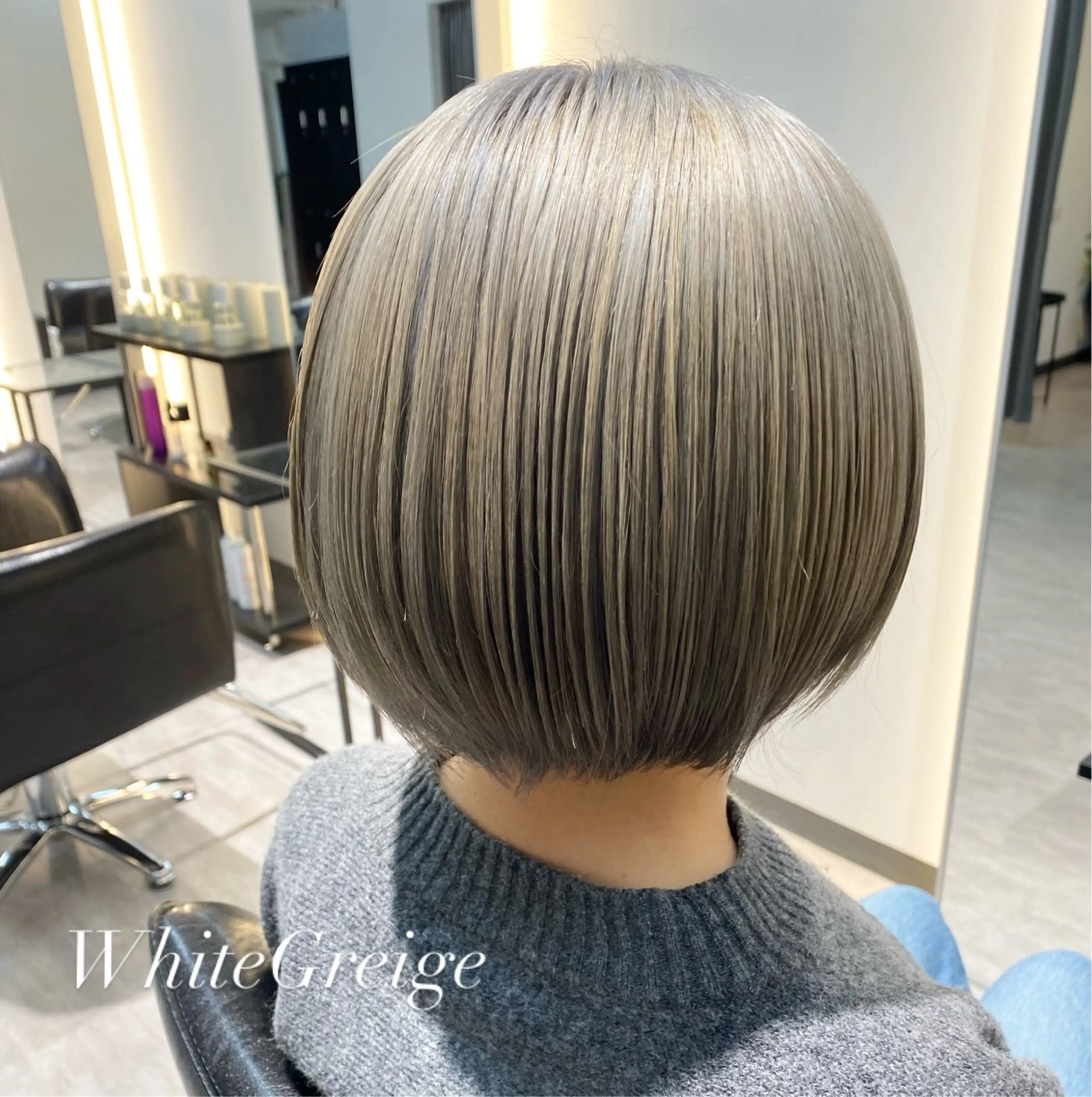 ショート カラー グレージュ 上村 恵里佳のヘアスタイル