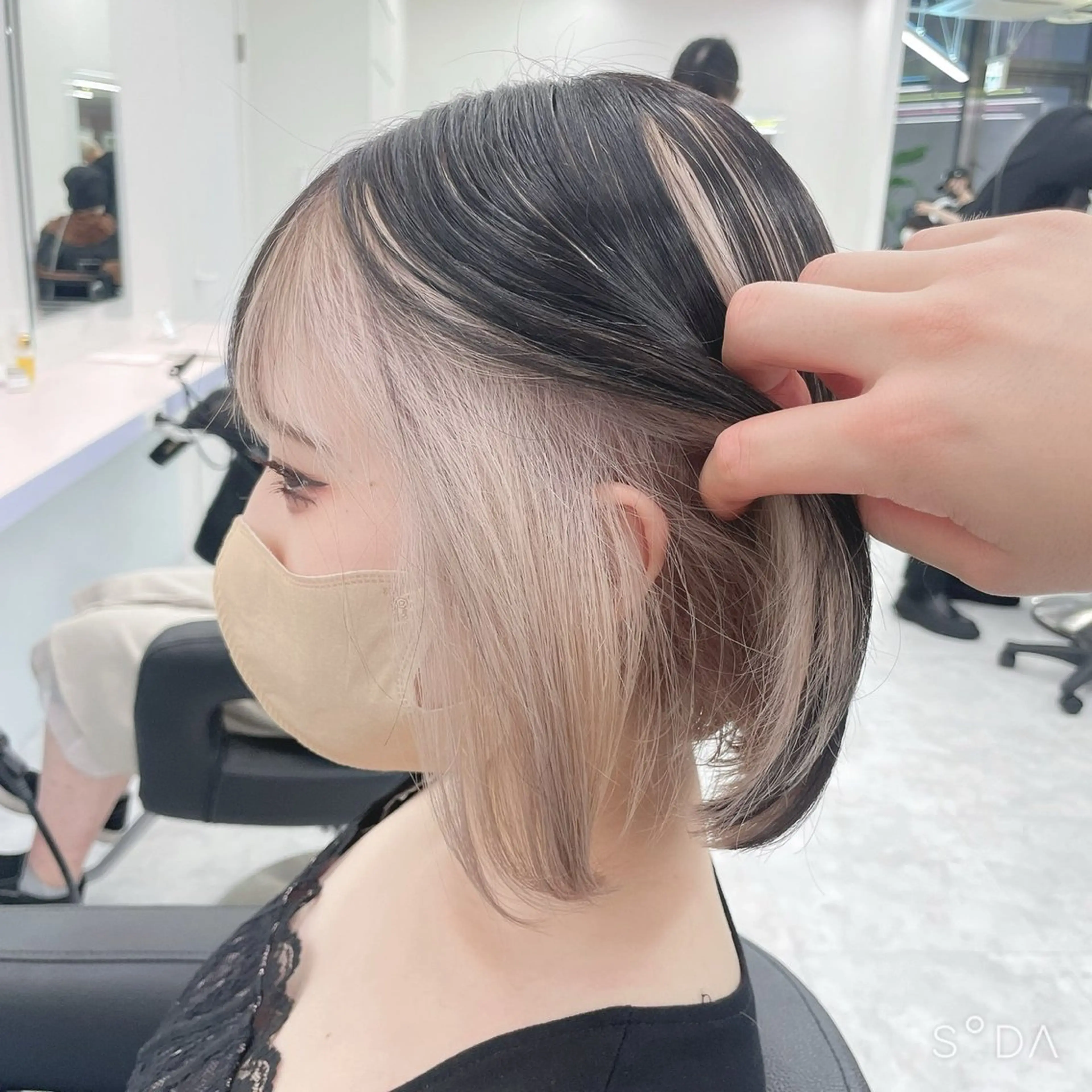 ショート カラー ‎🤍札幌ハイトーン 🤍シンゴのヘアスタイル