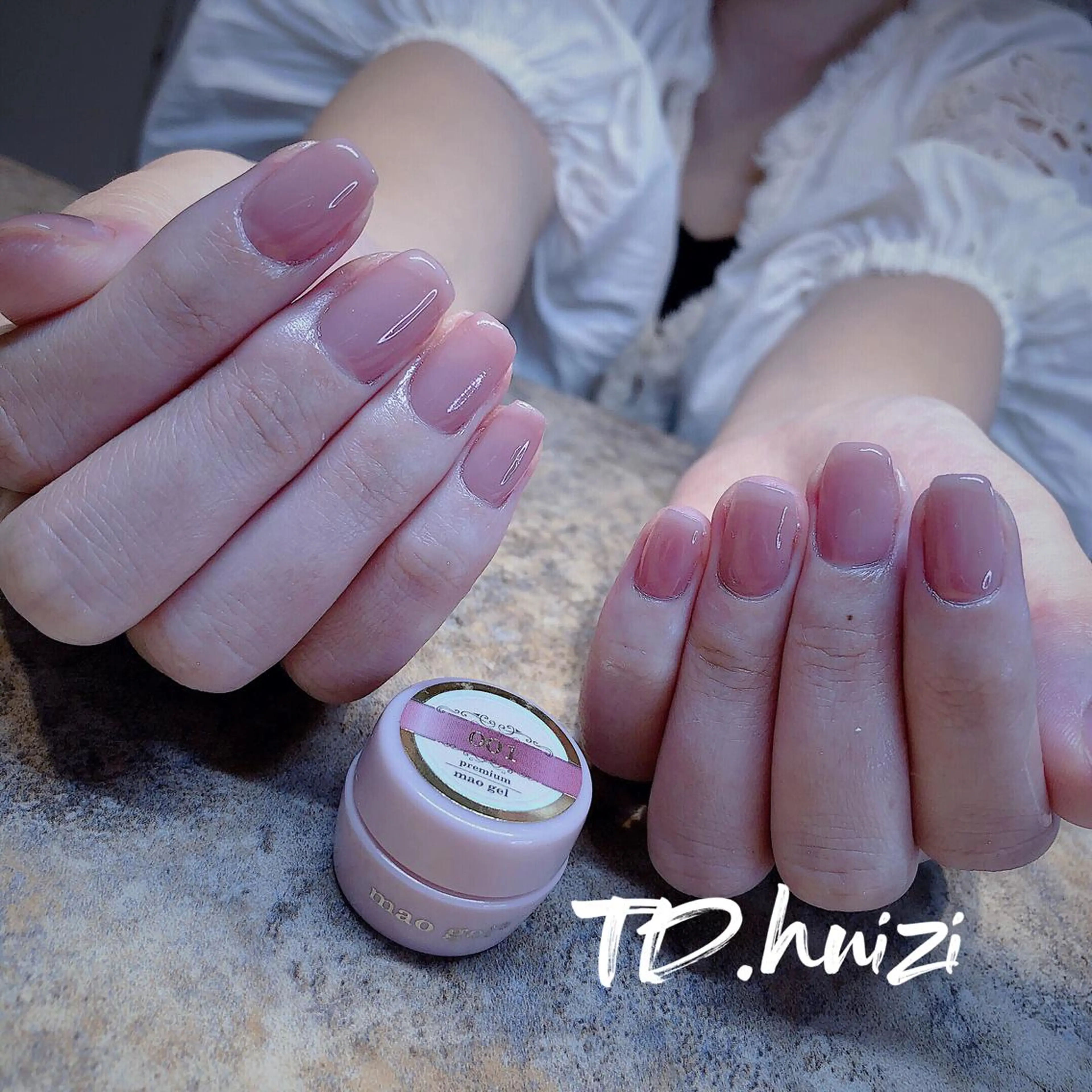 ショート ハンドネイル めぐみのネイルサロン スタッフ練習のネイルデザイン