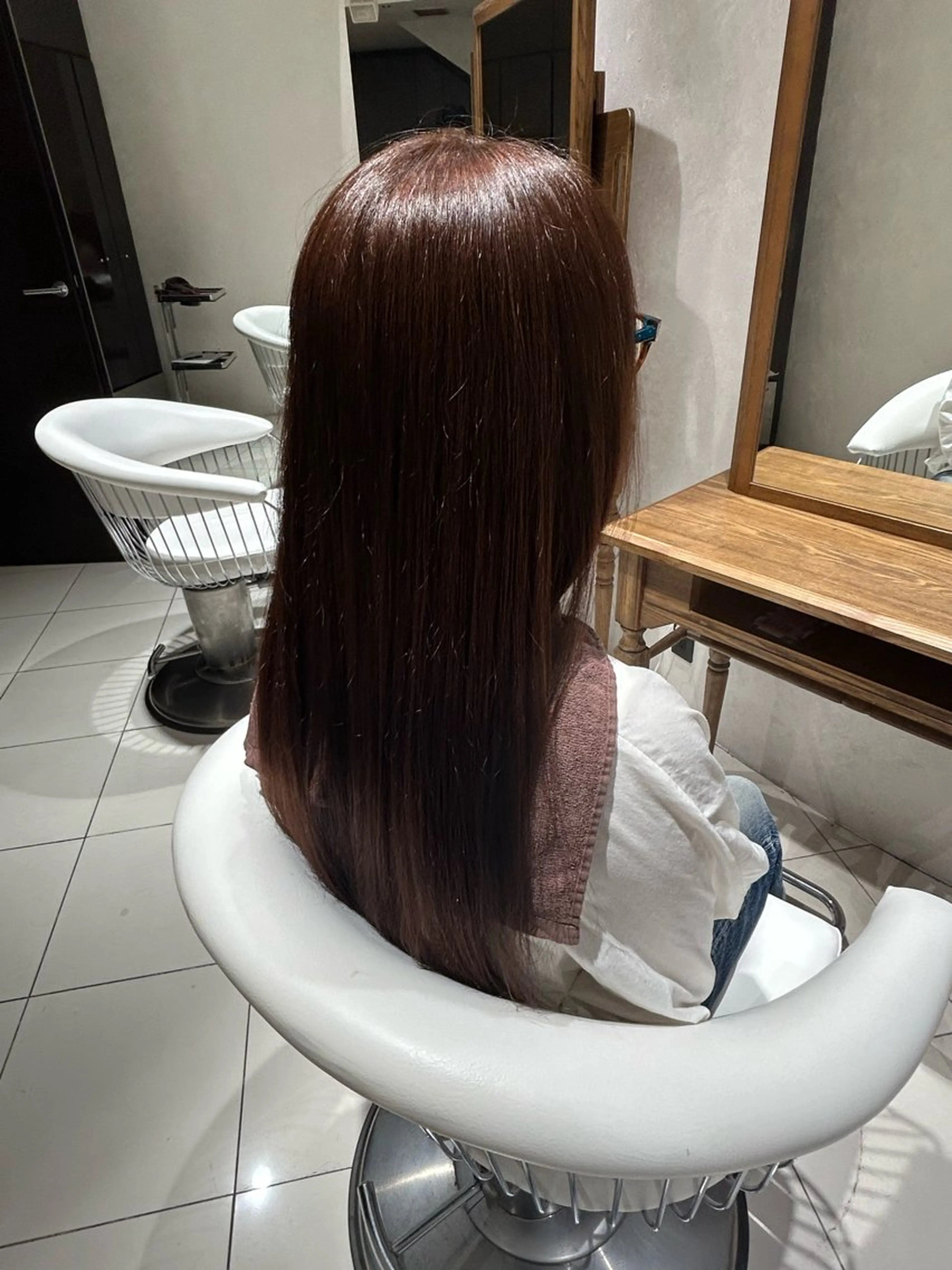 カラー ヘアカラー 小澤 瑶のヘアスタイル