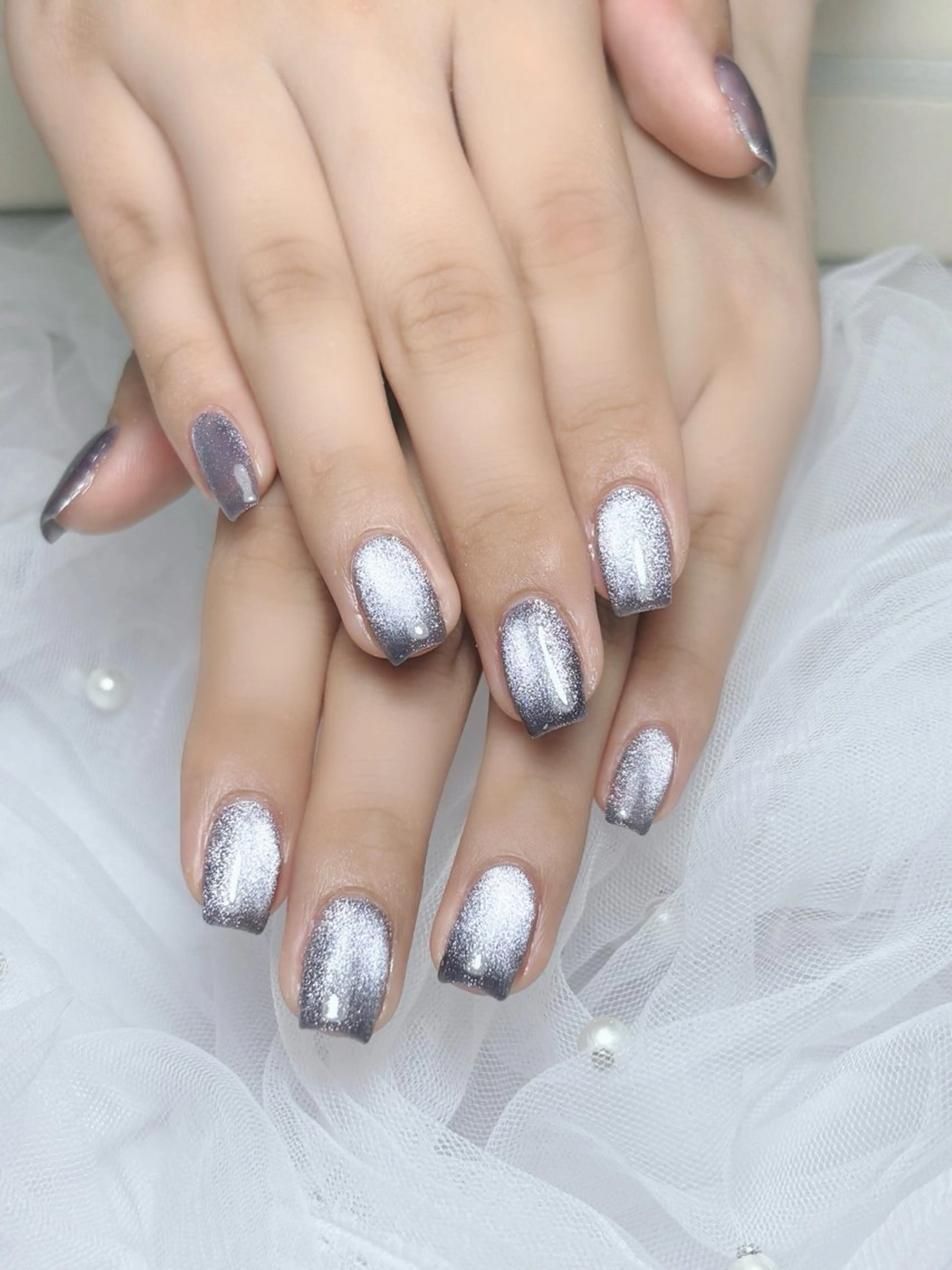 ネイル キラキラネイル エルバイノリコ 岩下パラジェル取扱店のネイルデザイン