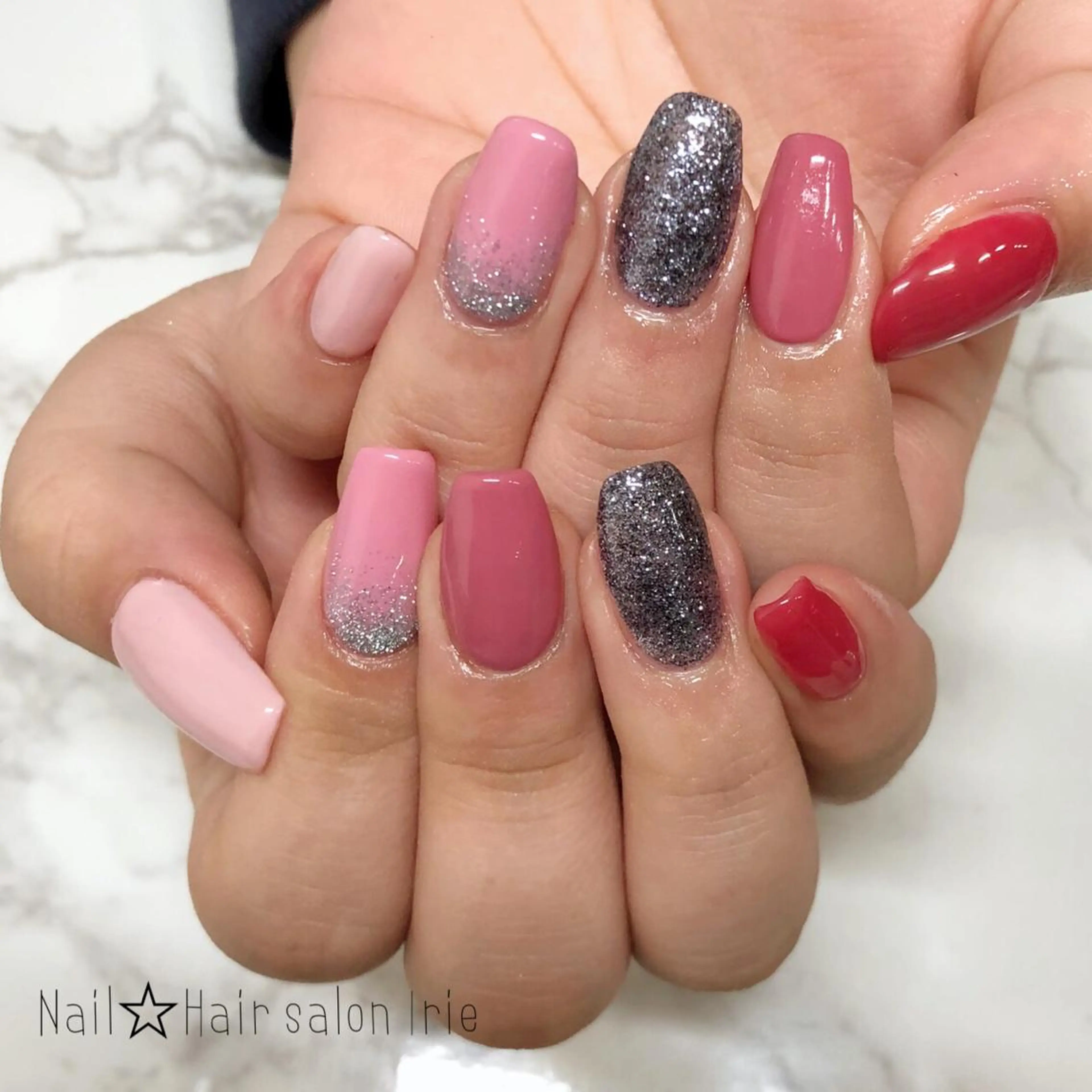 ネイル フラッシュネイル Hair salon Irie所属・與儀 知佳のネイルデザイン