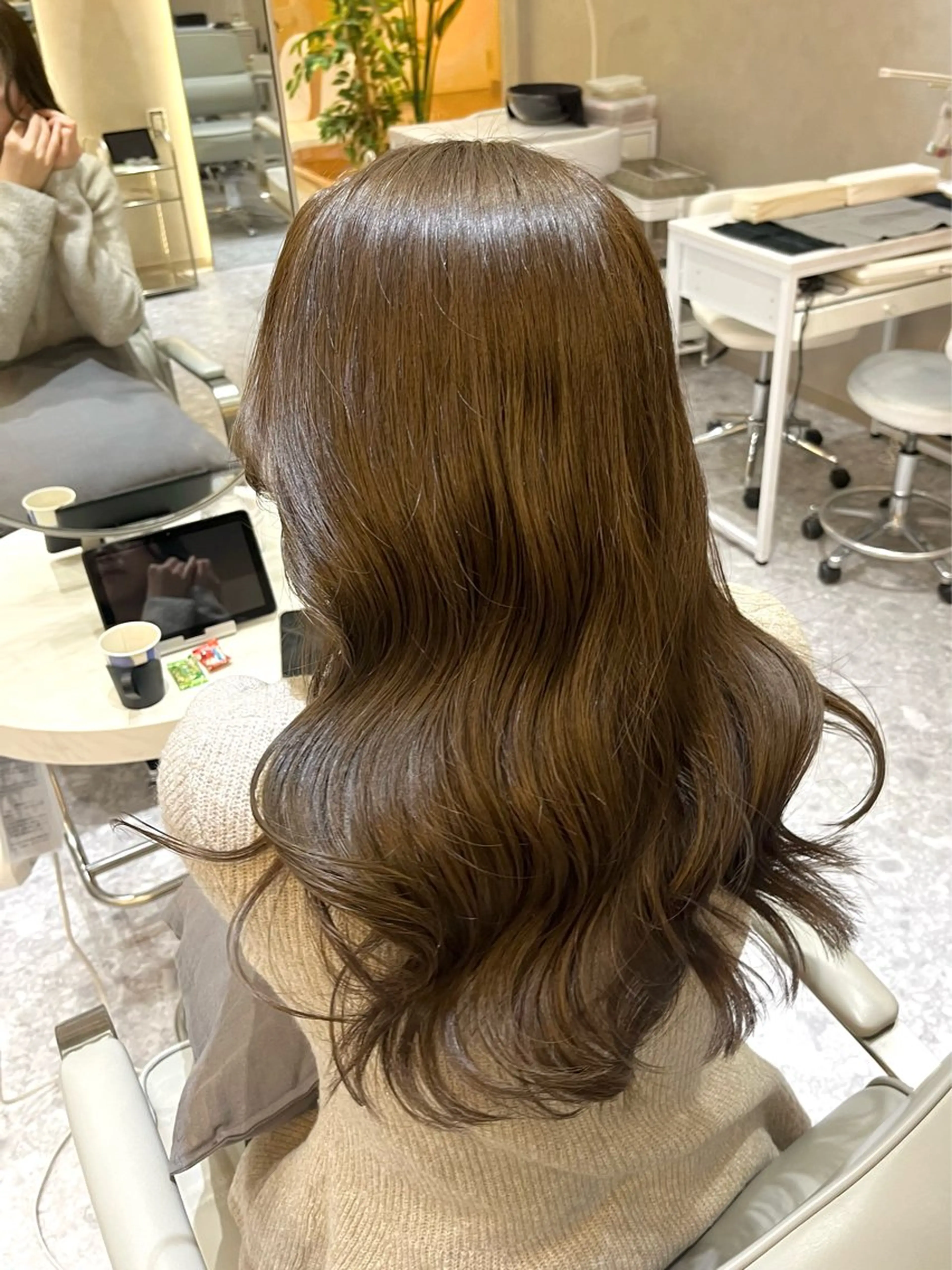 セミロング カラー ブリーチ 透明感カラー グレージュ ブリーチなしカラー カット ヘアカラー トリートメント このか🕊️ベージュ /グレージュ/カットのヘアスタイル