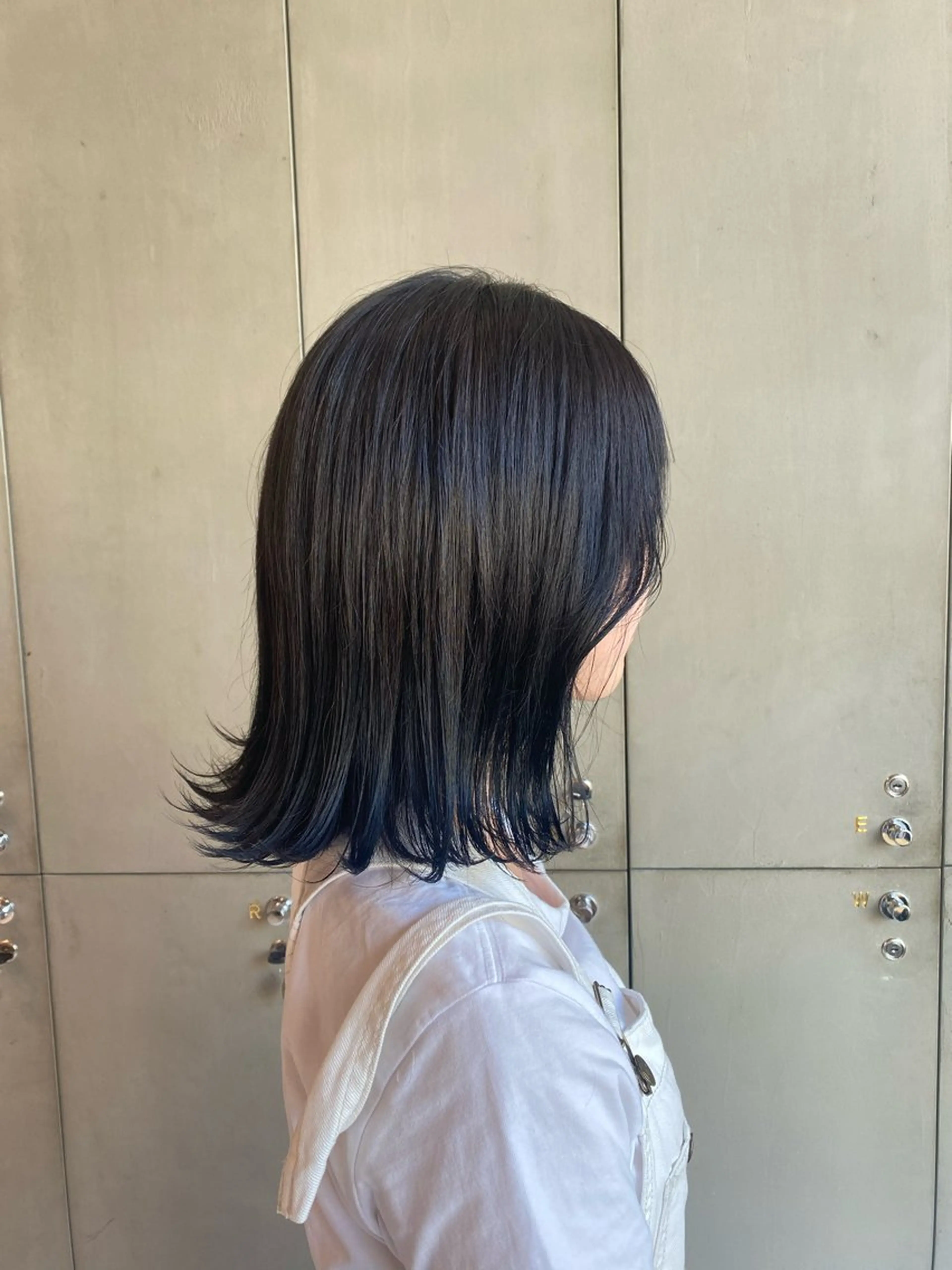 セミロング カラー 黒髪 ブルーカラー ブルーブラック ヘアカラー ｱｵﾇﾏﾐﾕ☁️ /ボブ/ハイトーン/のヘアスタイル