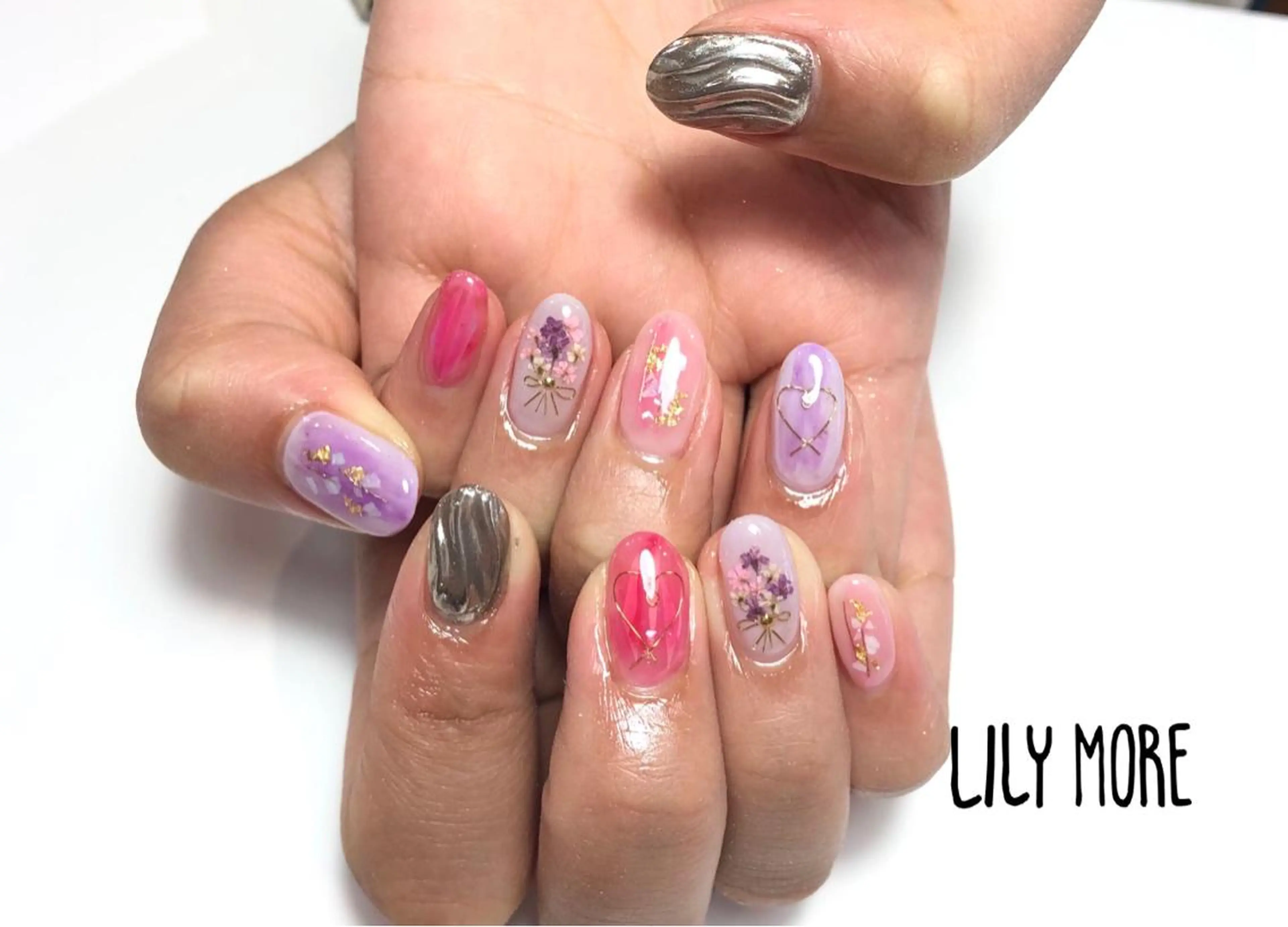 ネイル ニュアンスネイル Lily closetのネイルデザイン