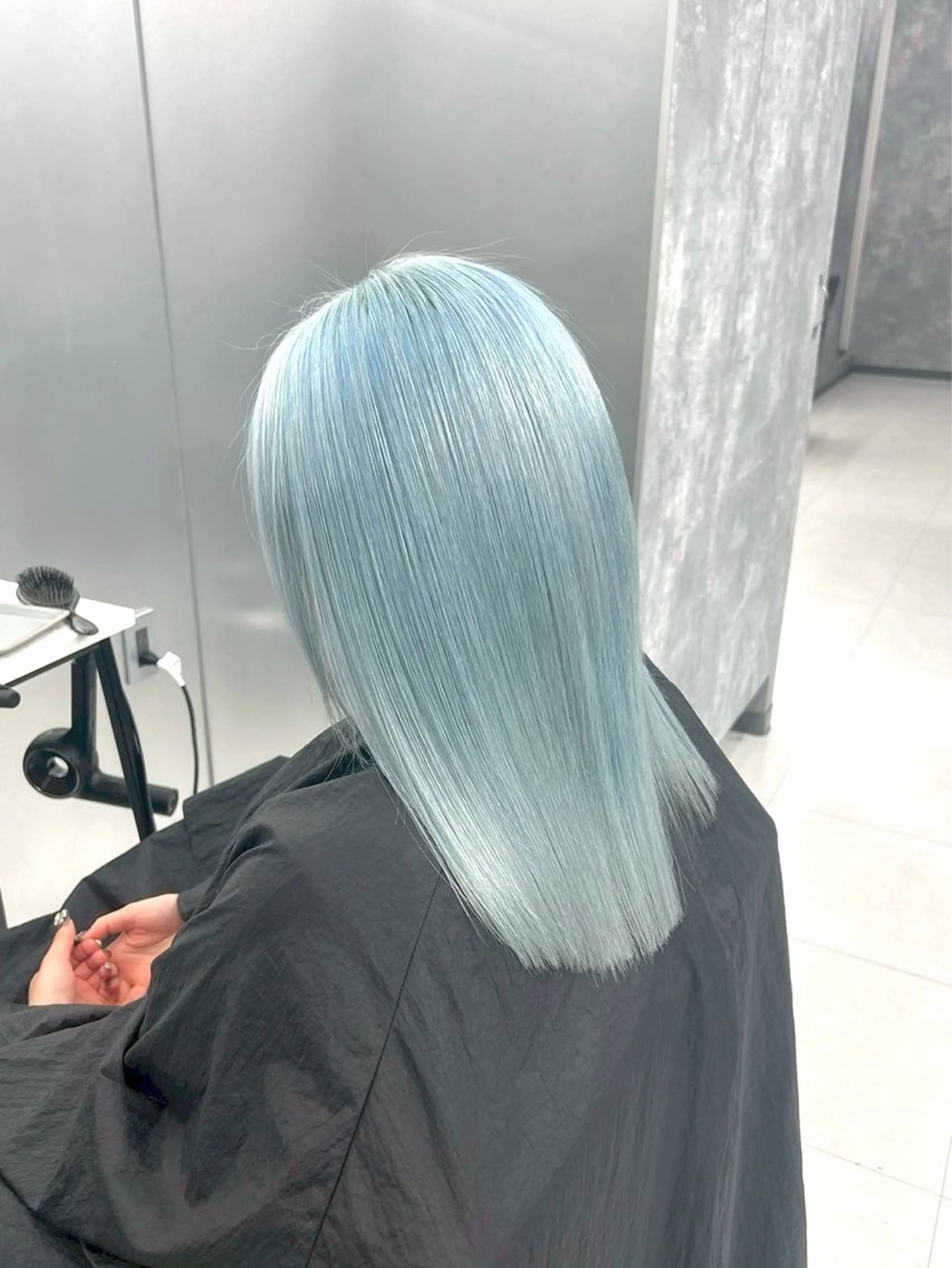 カラー 🦋ハイトーン×ア レンジ💫Leenaのヘアスタイル