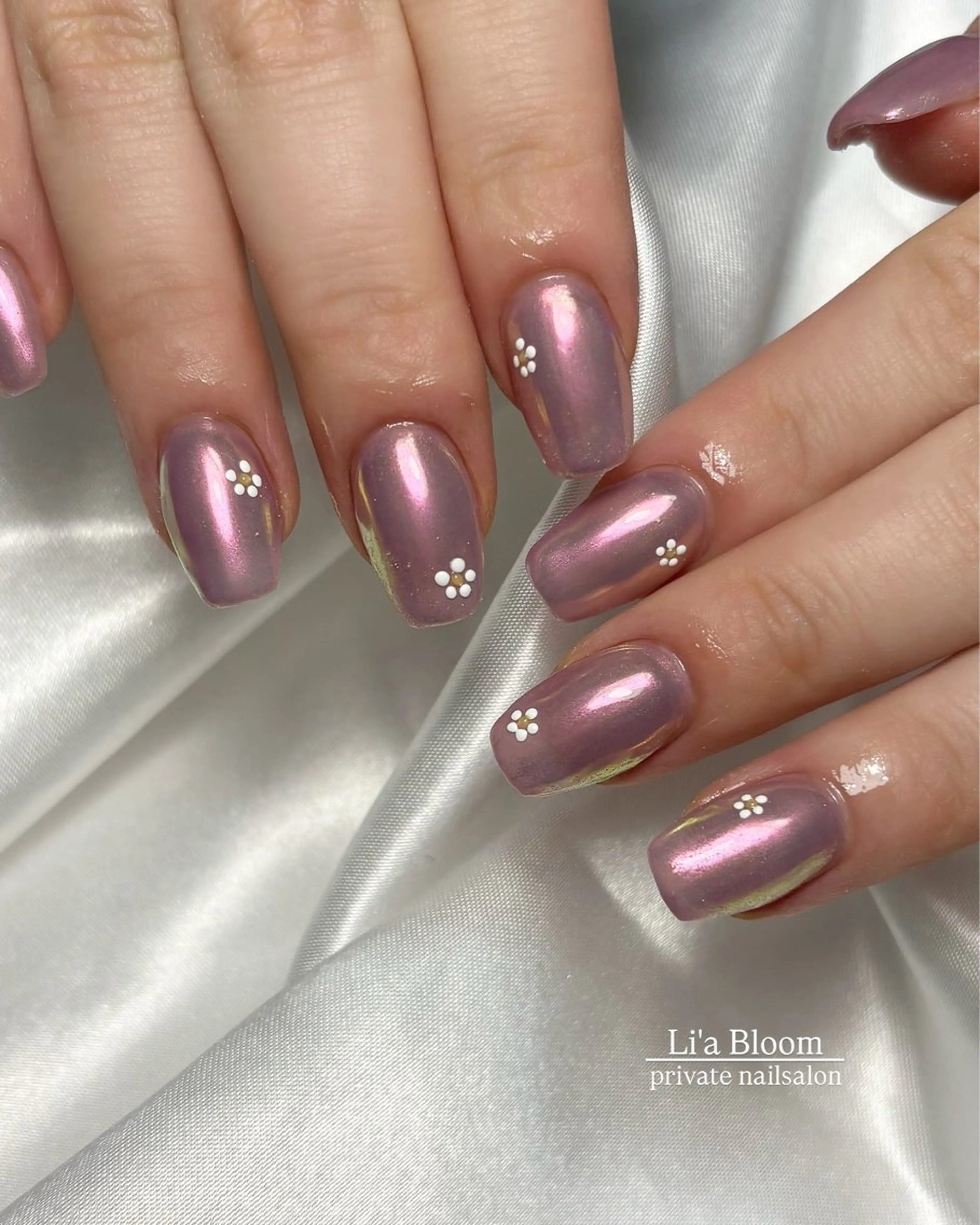 ネイル Li'a Bloom所属・🦋🤍 madoka🤍のネイルデザイン