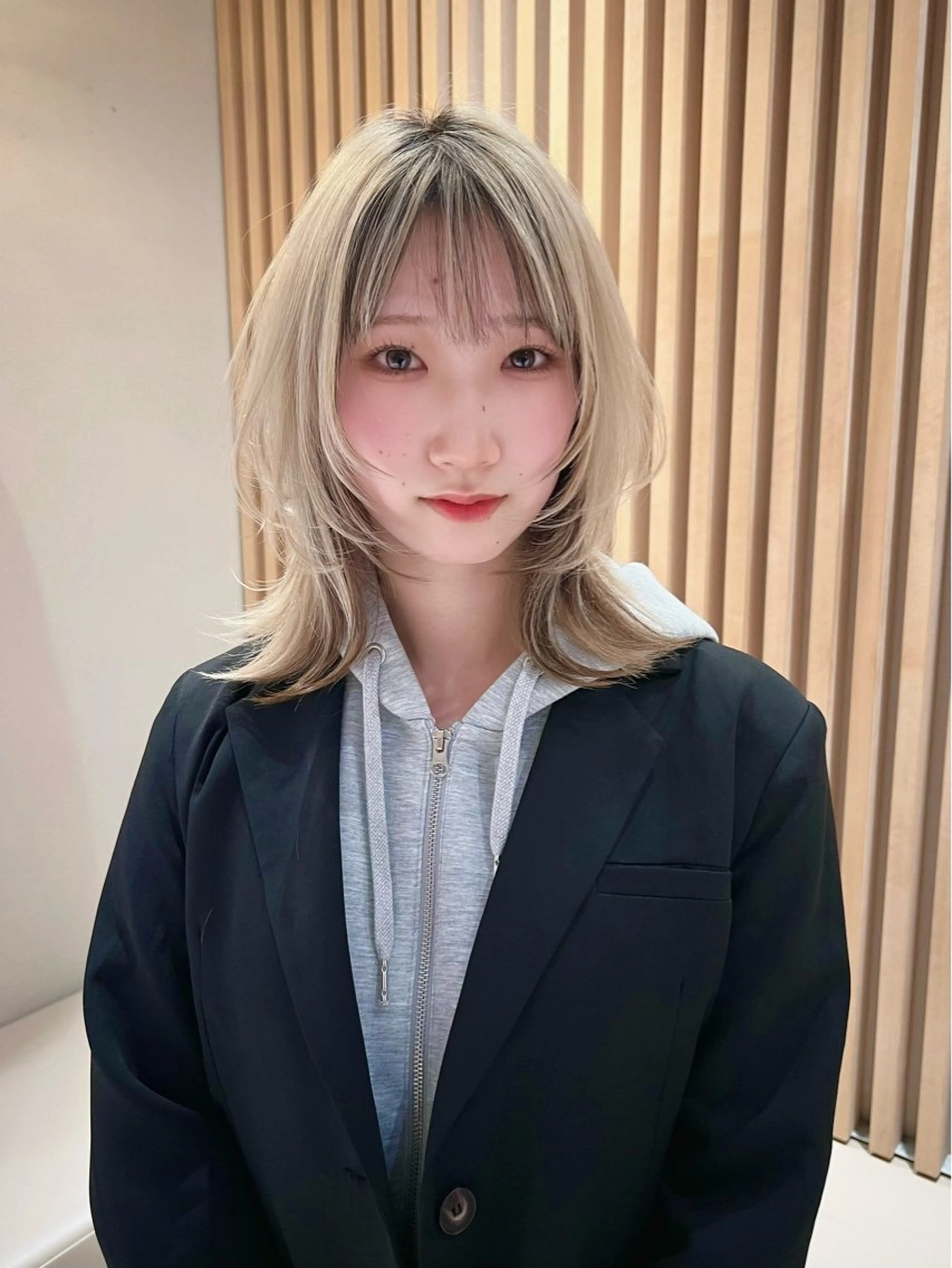 ミディアム カラー カット ヘアカラー トリートメント 興津/韓国レイヤー ダブルカラー美髪縮毛のヘアスタイル