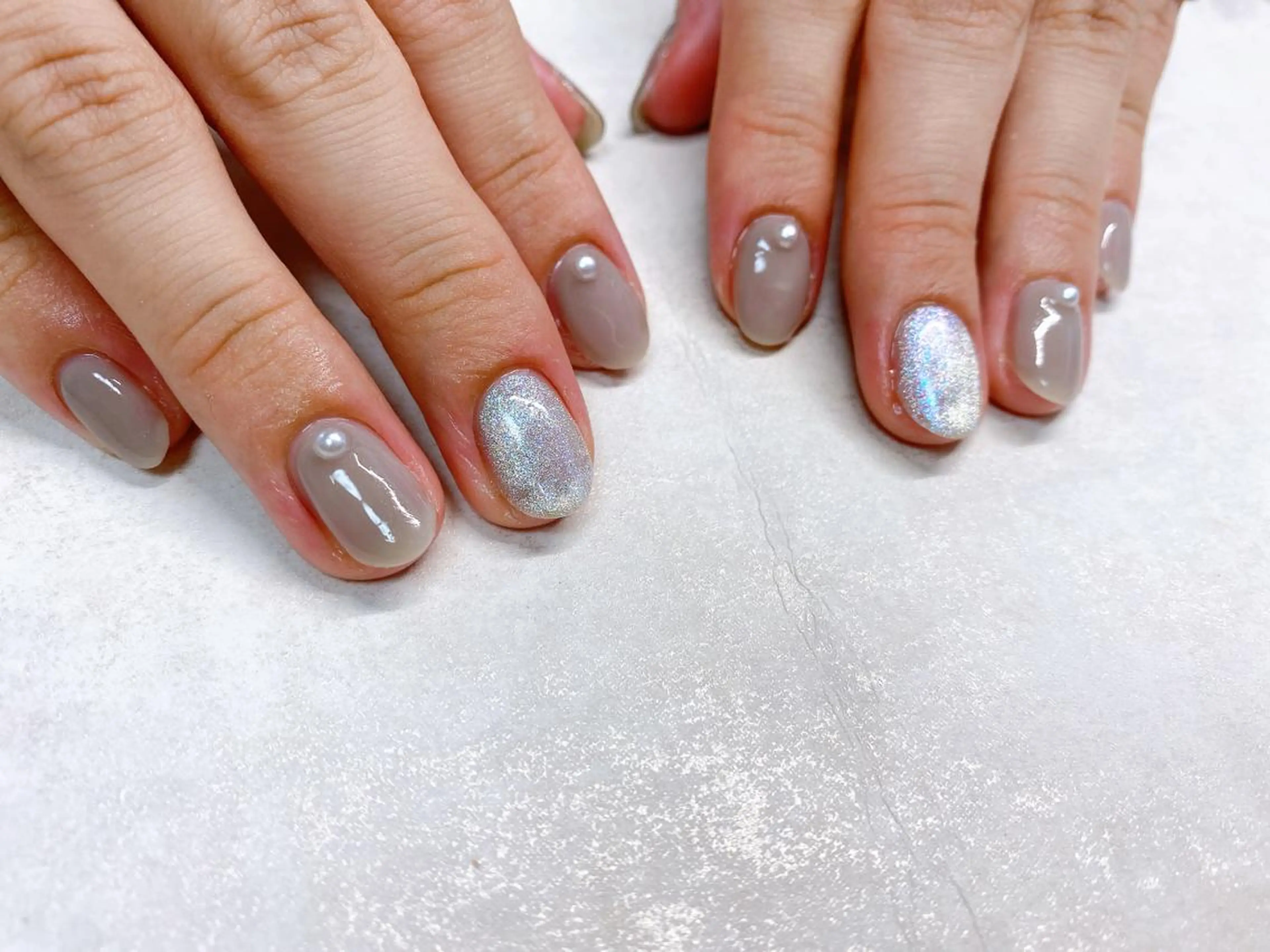 ネイル オーロラネイル フラワーネイル フットネイル フレンチネイル ジェルネイル mogunail &blowのネイルデザイン